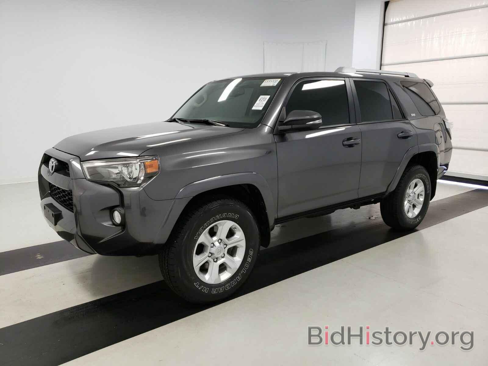 Фотография JTEBU5JRXF5217392 - Toyota 4Runner 4WD 2015