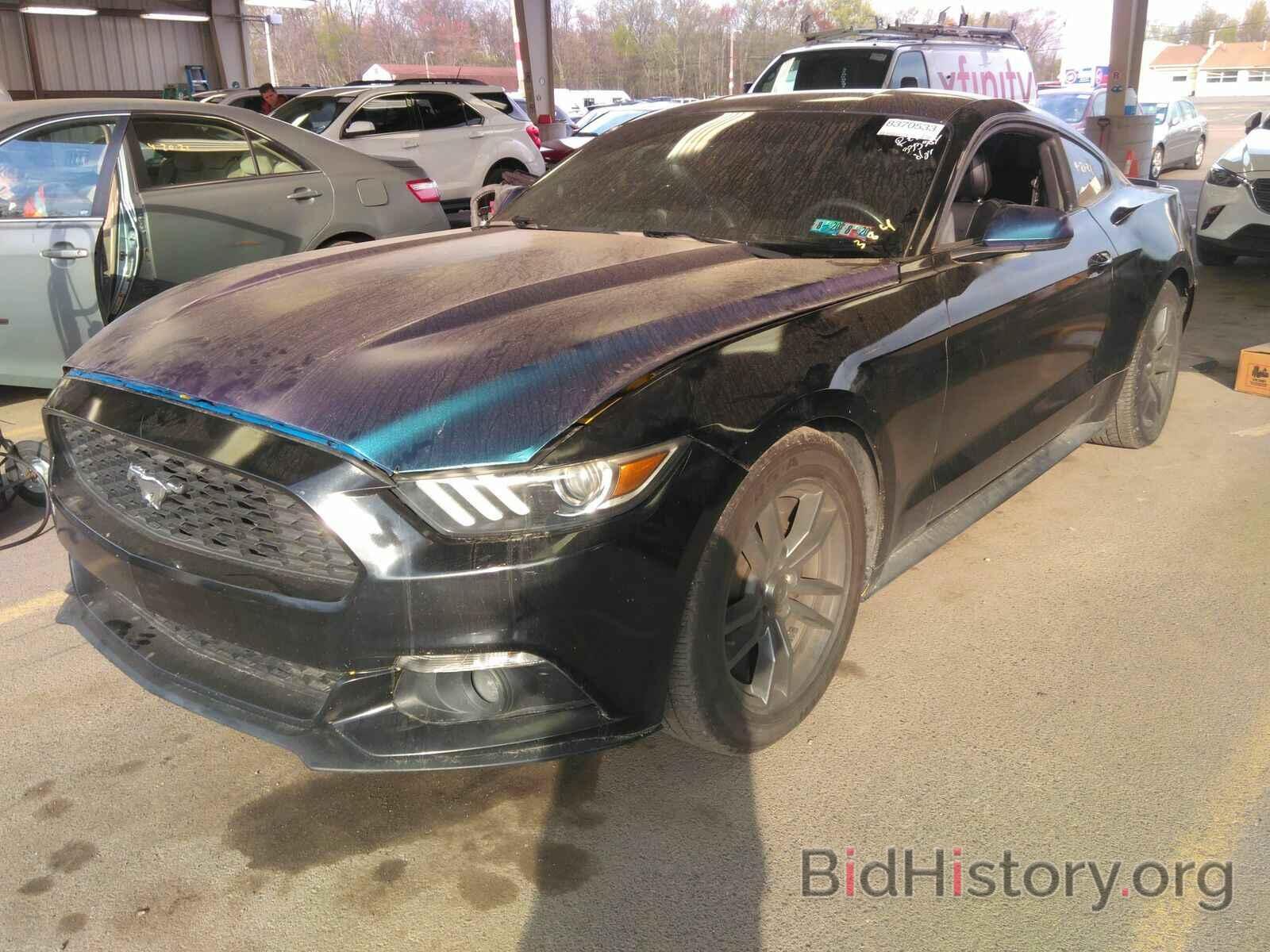 Photo 1FA6P8TH9F5333384 - Ford Mustang 2015