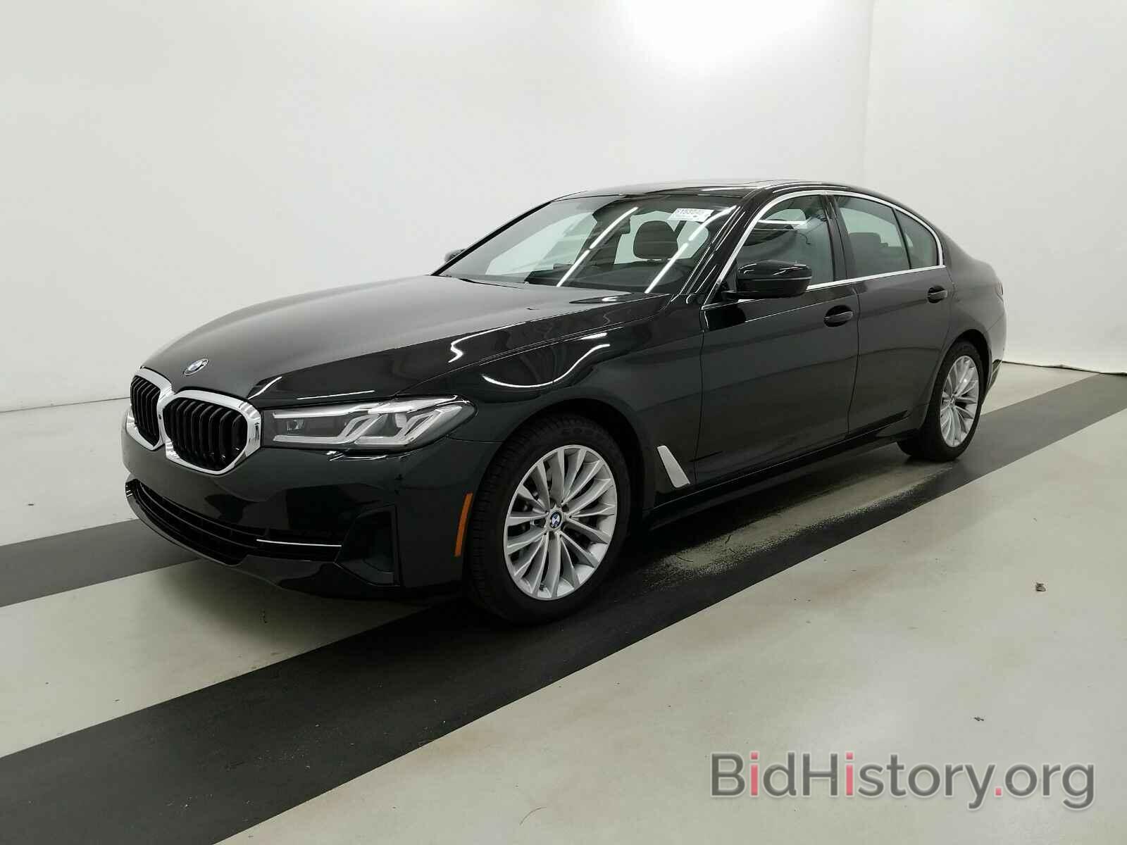 Photo WBA53BH08MCF35868 - BMW 5 Series 2021