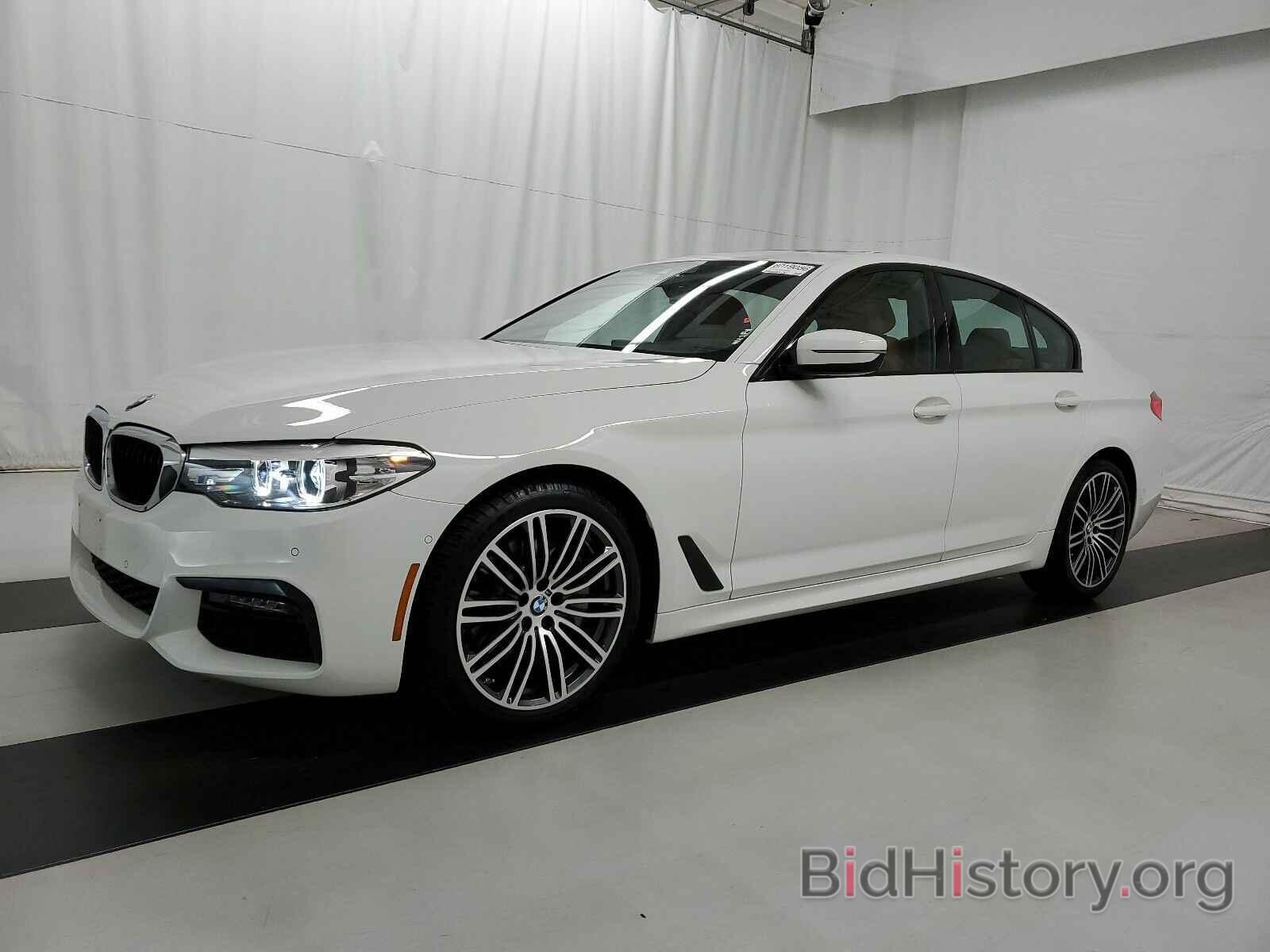 Photo WBAJE7C57KG892938 - BMW 5 Series 2019