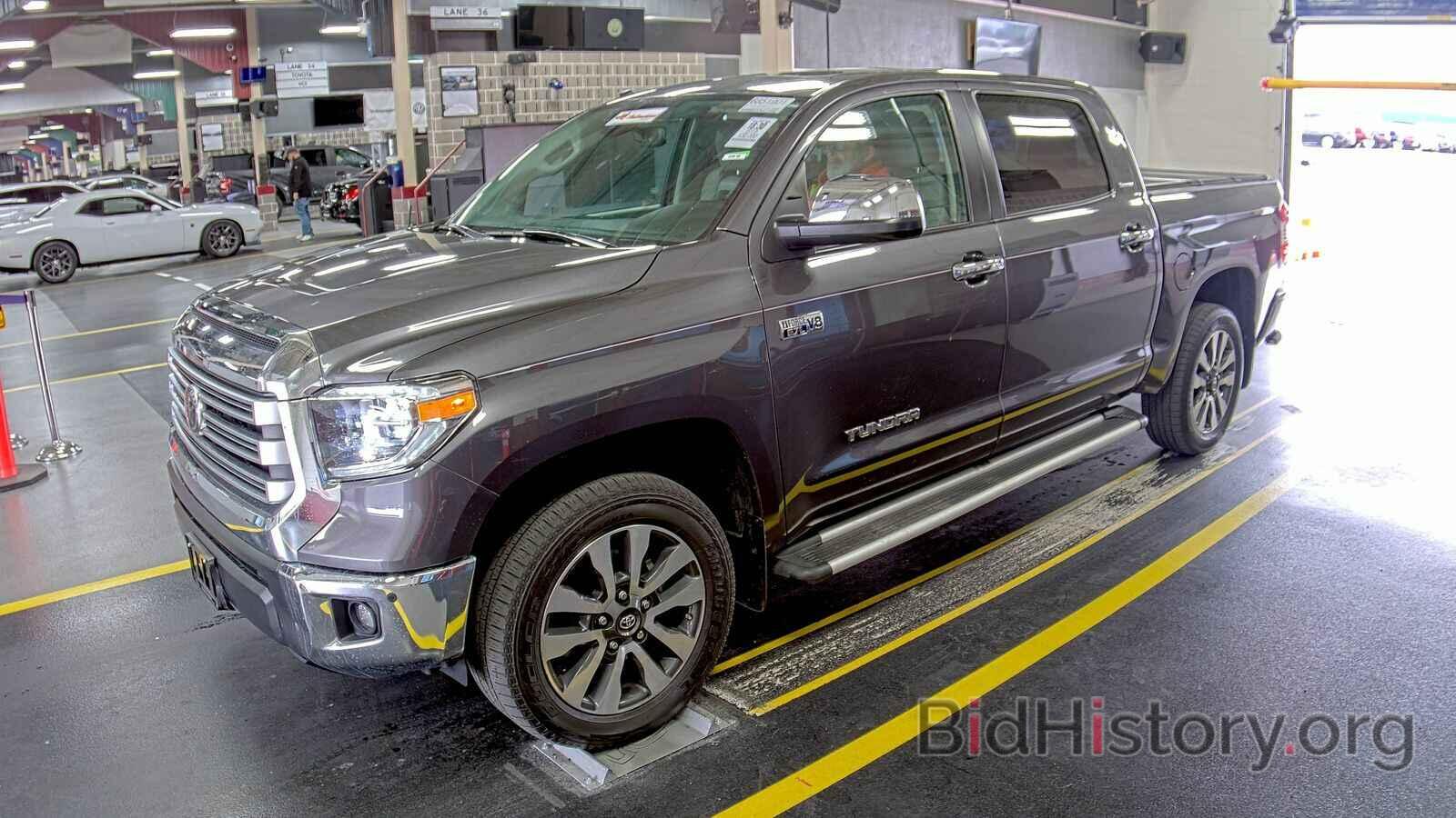 Фотография 5TFHY5F13KX807793 - Toyota Tundra 4WD 2019