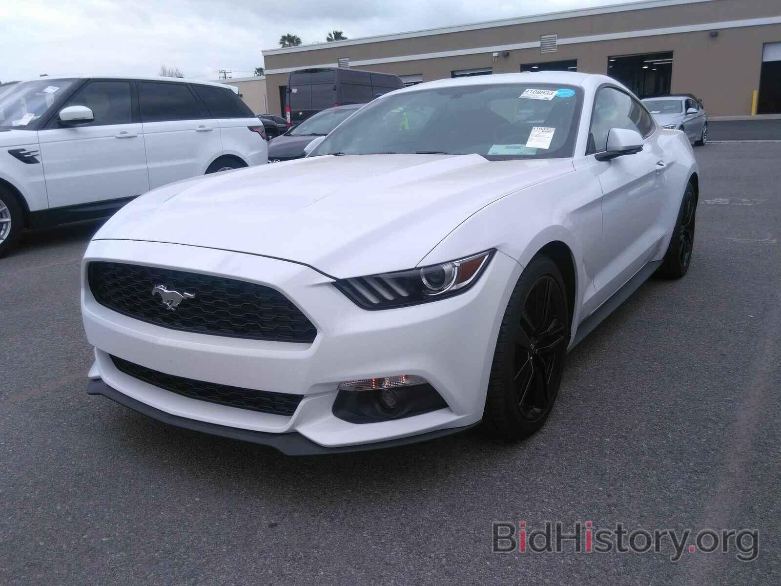 Photo 1FA6P8TH9F5326404 - Ford Mustang 2015