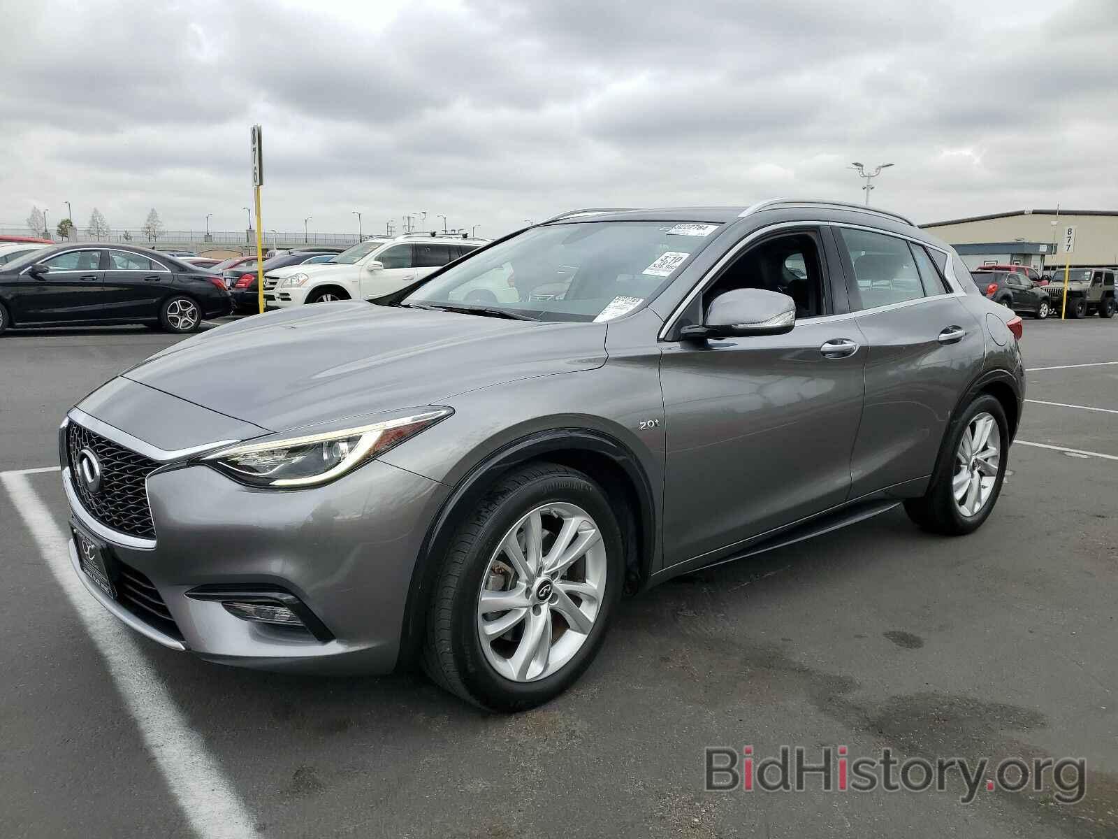 Фотография SJKCH5CP6HA017710 - INFINITI QX30 2017