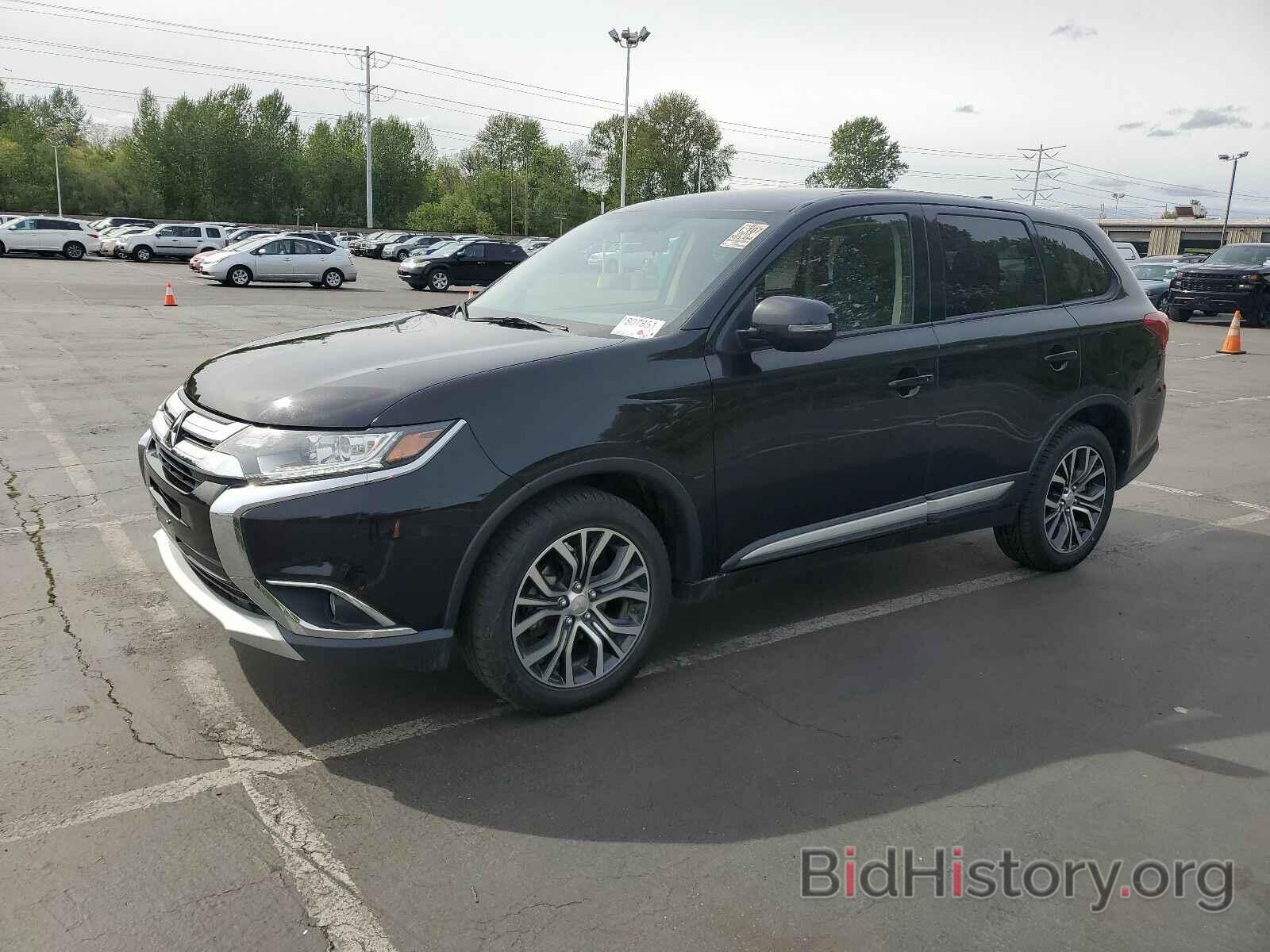 Photo JA4AZ3A38JZ042511 - Mitsubishi Outlander 2018