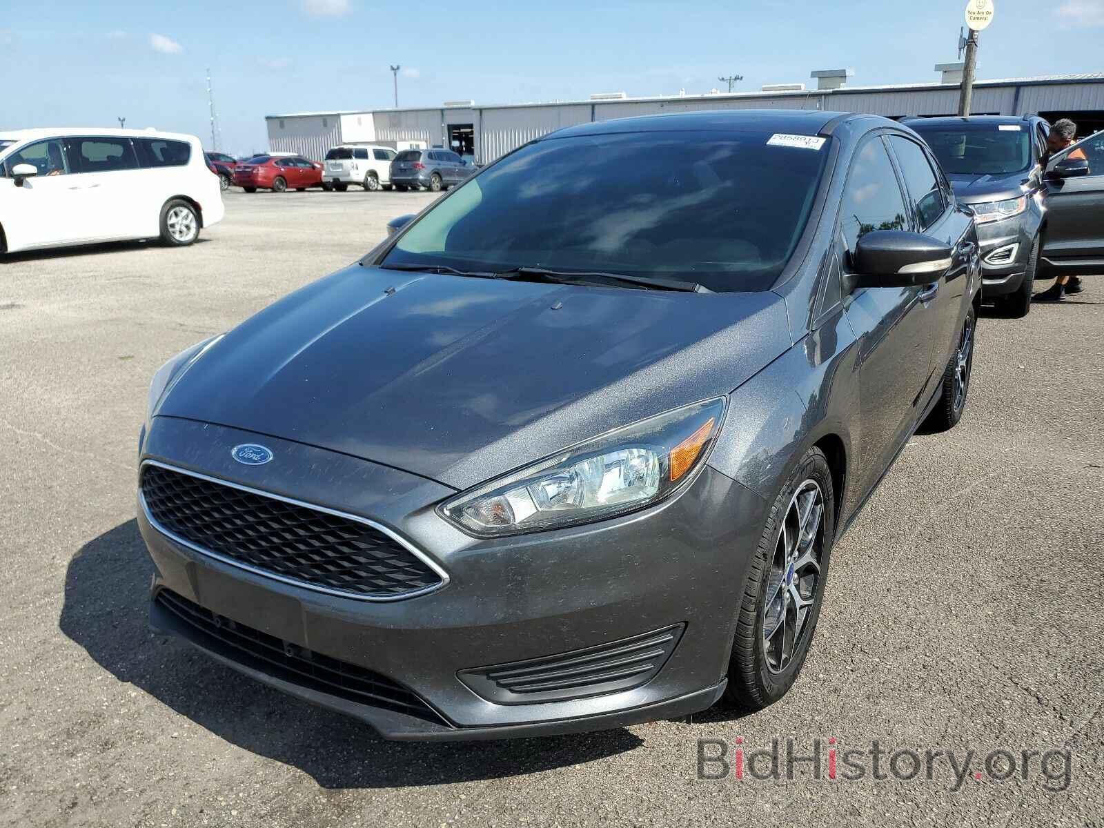 Фотография 1FADP3H22HL346099 - Ford Focus 2017