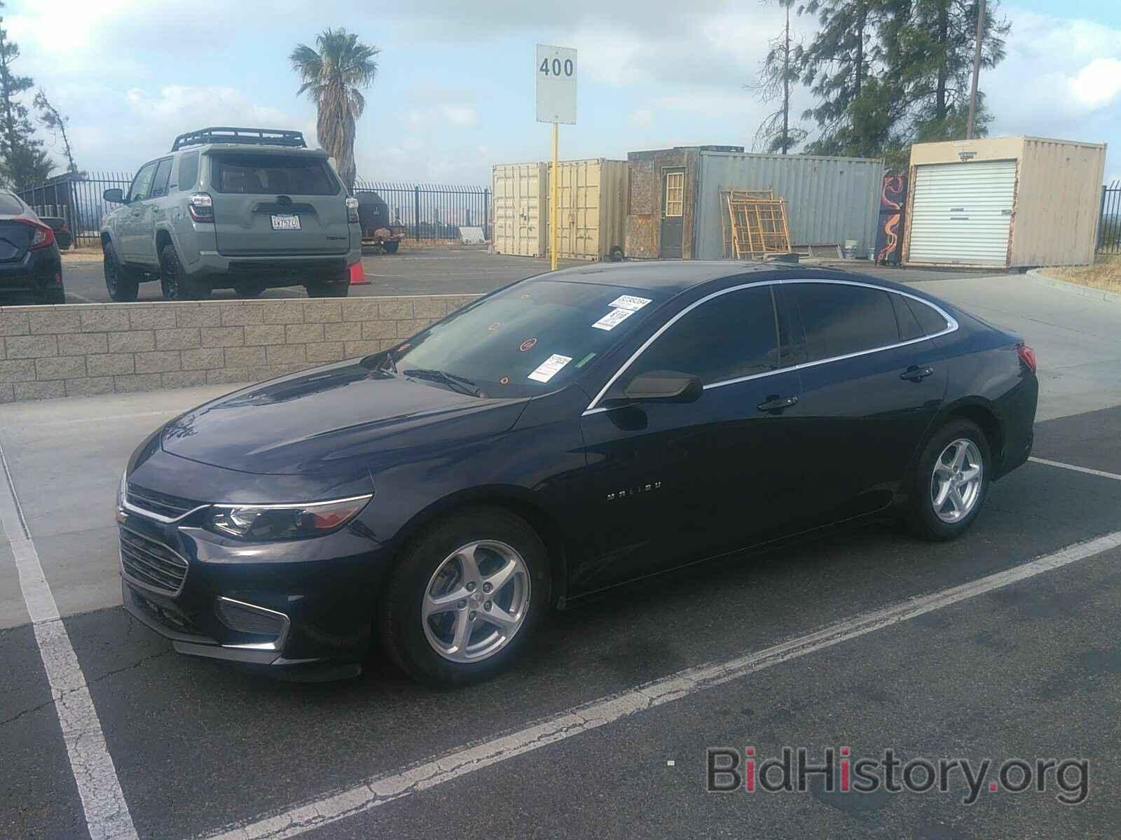 Photo 1G1ZB5ST0HF130495 - Chevrolet Malibu 2017