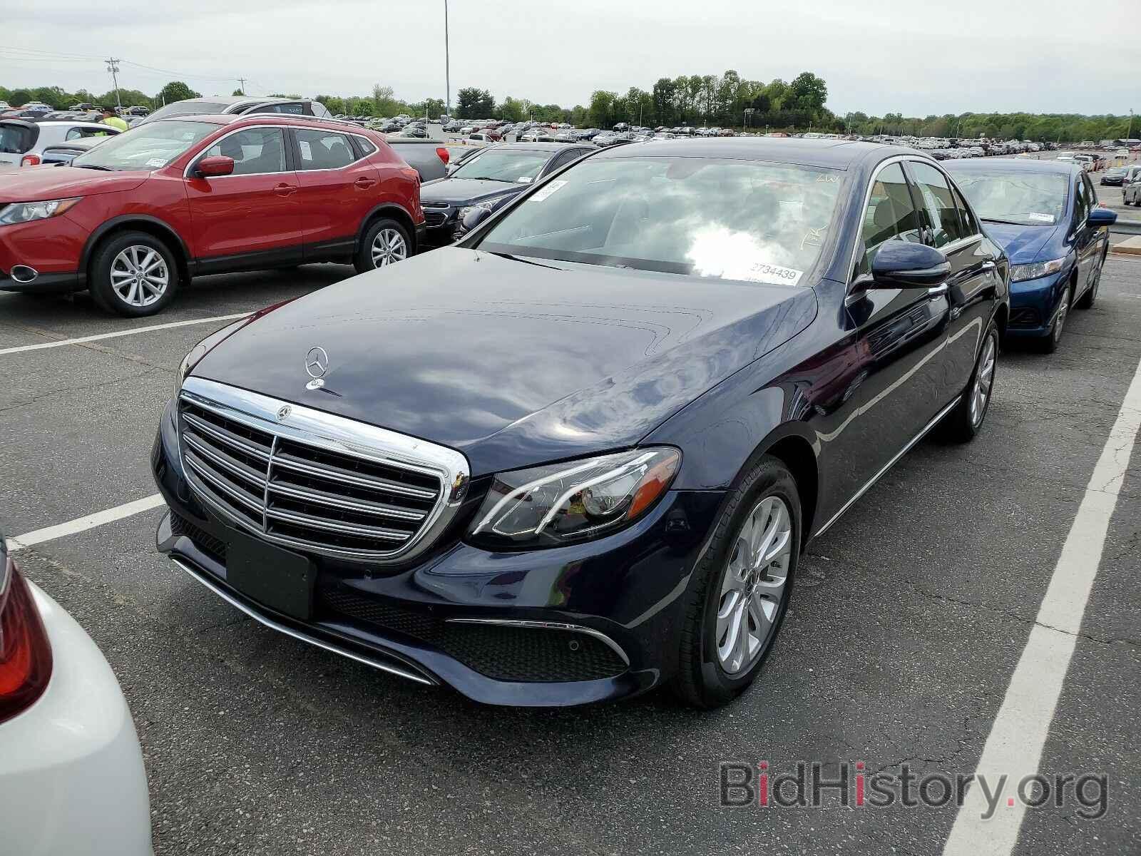 Photo WDDZF4KB4JA378576 - Mercedes-Benz E-Class 2018