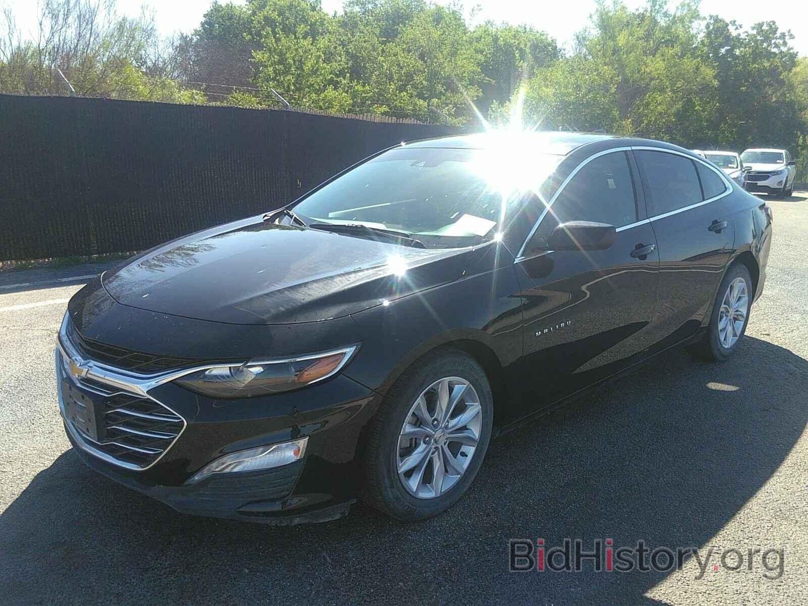 Photo 1G1ZD5ST3KF207572 - Chevrolet Malibu 2019