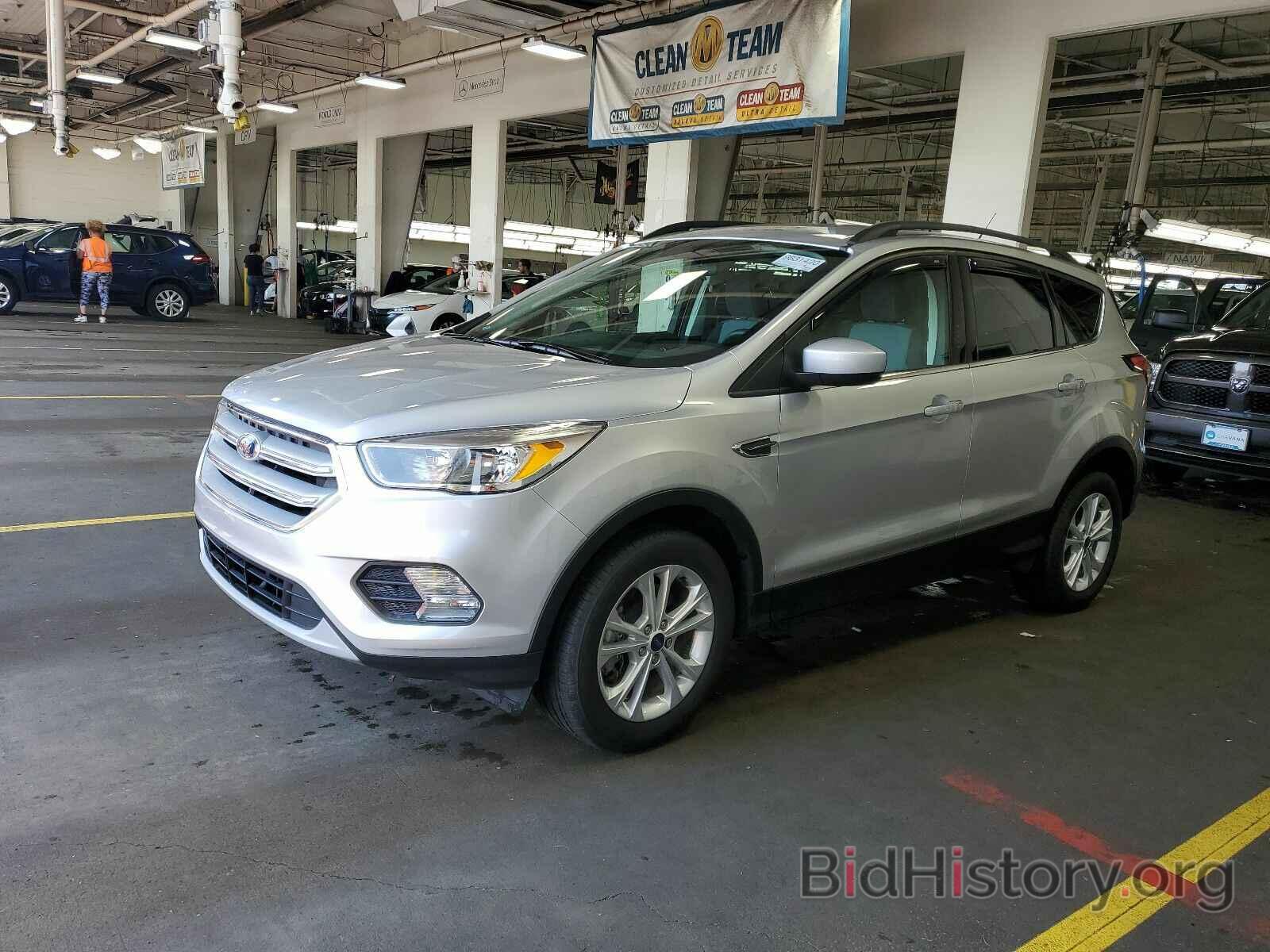 Photo 1FMCU9GD6JUB02116 - Ford Escape 2018