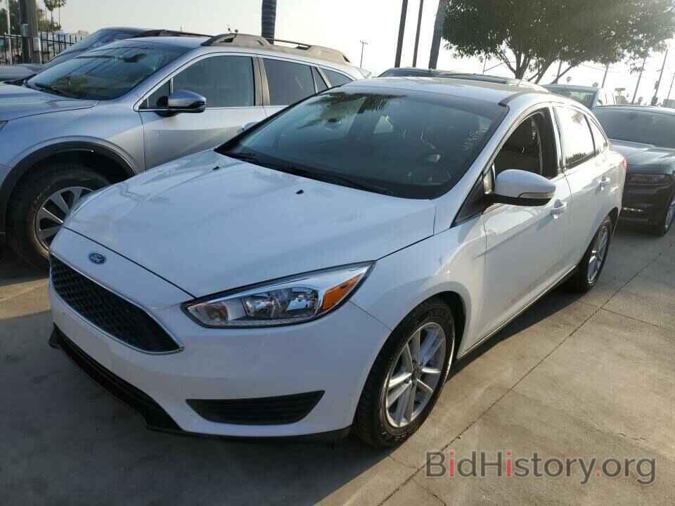 Photo 1FADP3F2XHL269291 - Ford Focus SE 2017