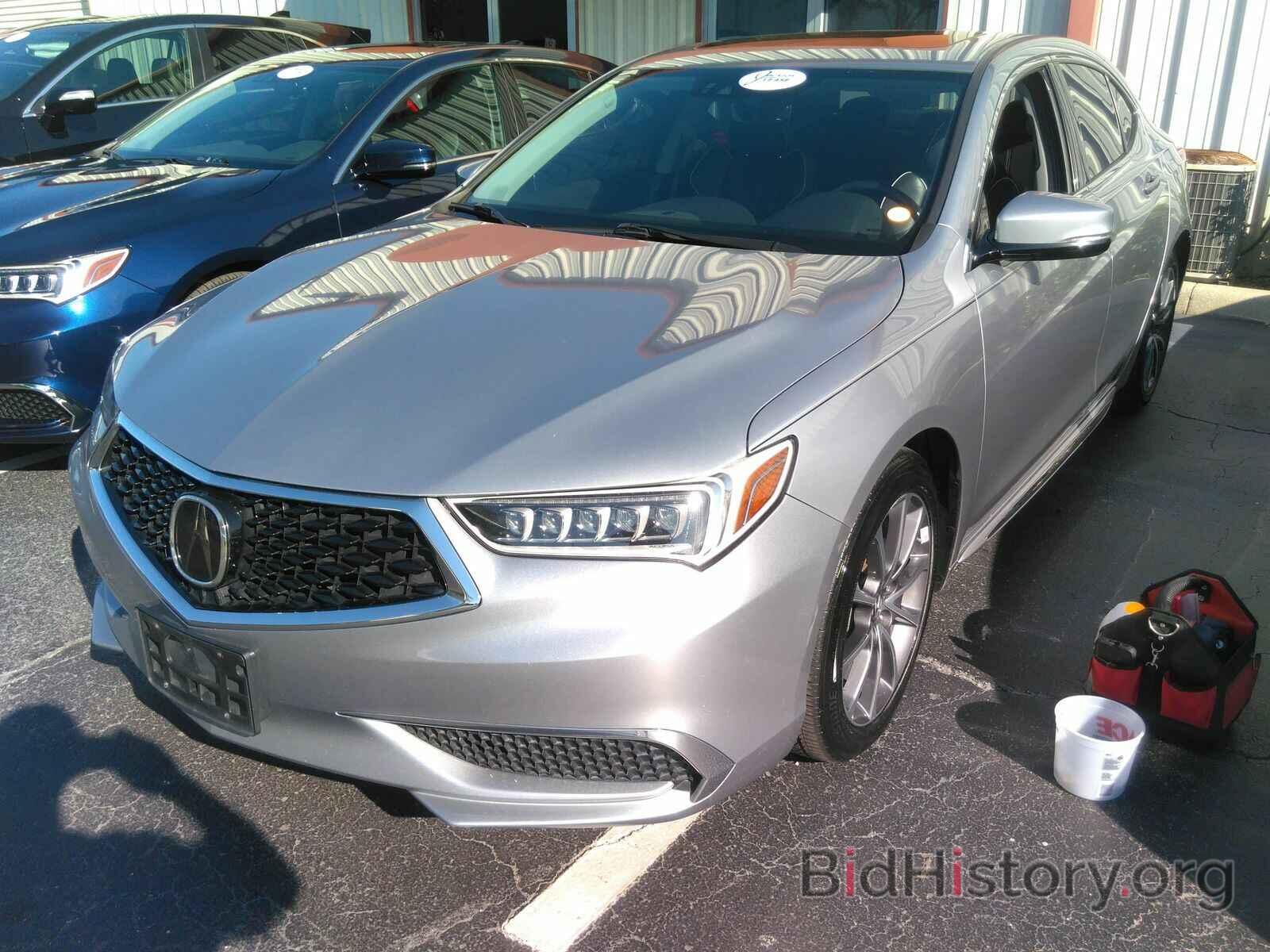 Photo 19UUB2F55JA012782 - Acura TLX 2018