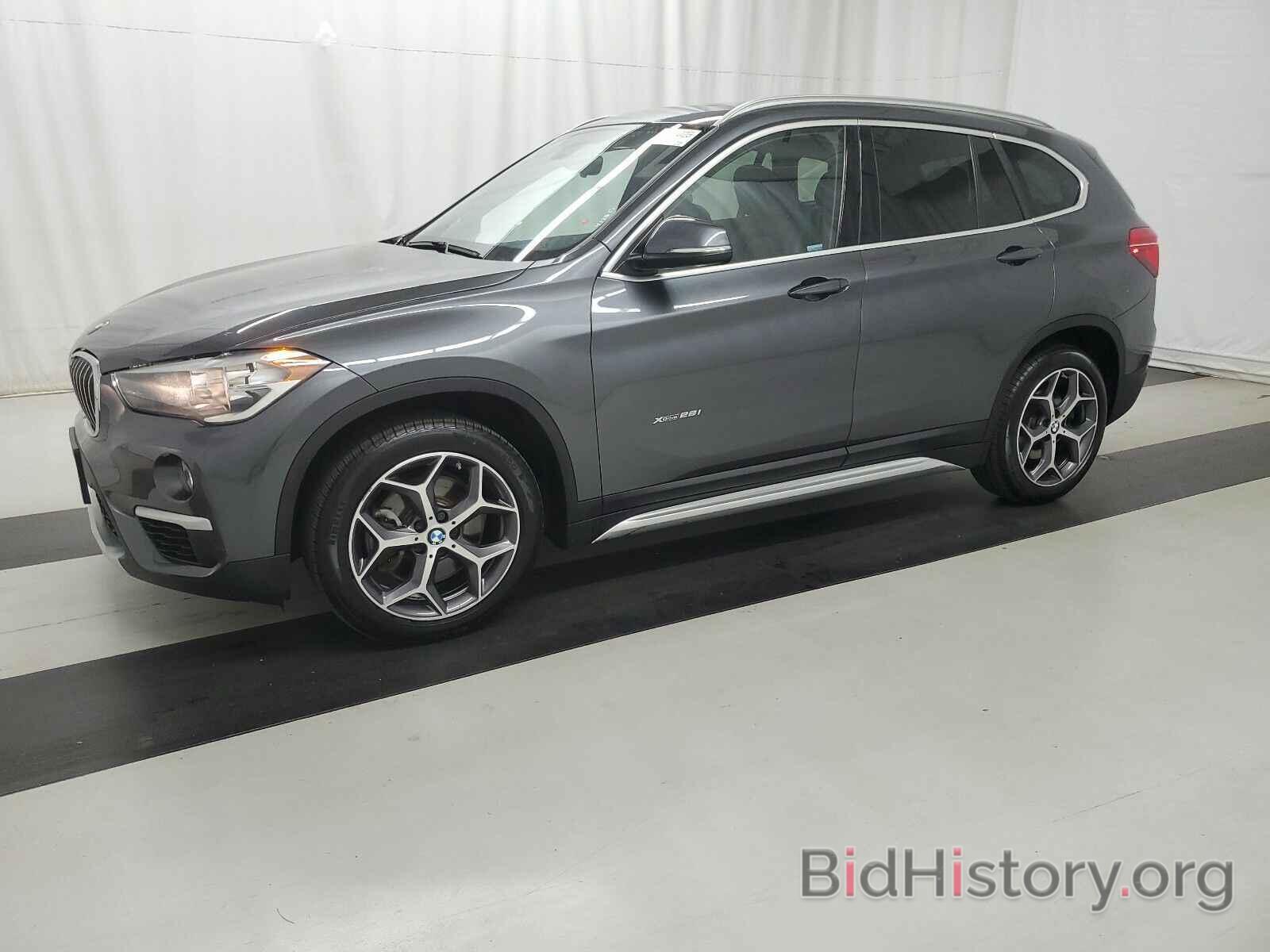 Фотография WBXHT3C38J5K26053 - BMW X1 2018