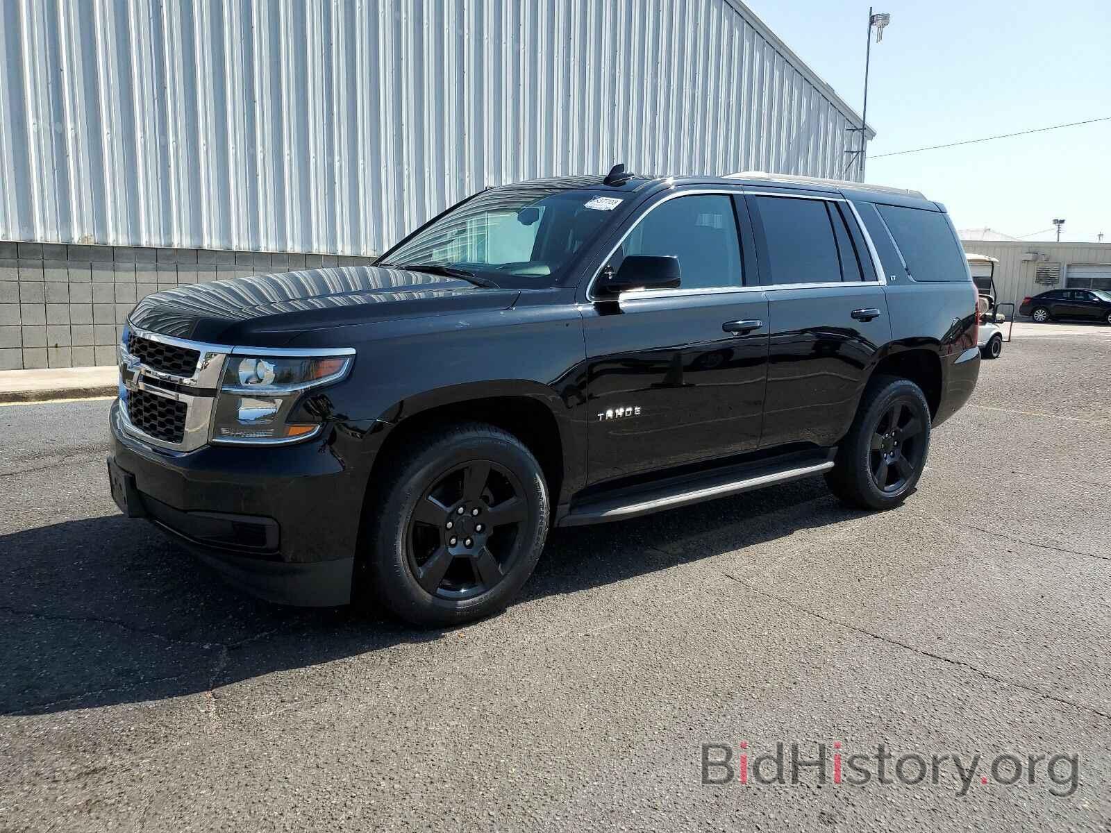 Photo 1GNSKBKC9HR315013 - Chevrolet Tahoe 2017