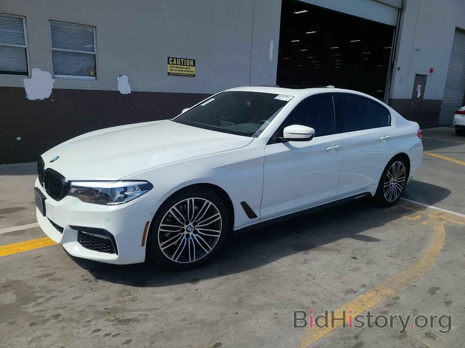 Photo WBAJA5C5XJG898506 - BMW 5 Series 2018