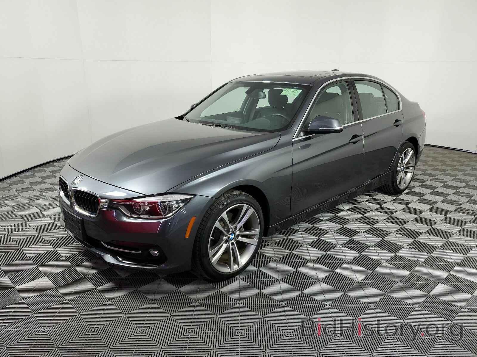 Photo WBA8D9C53JEB35240 - BMW 3 Series 2018