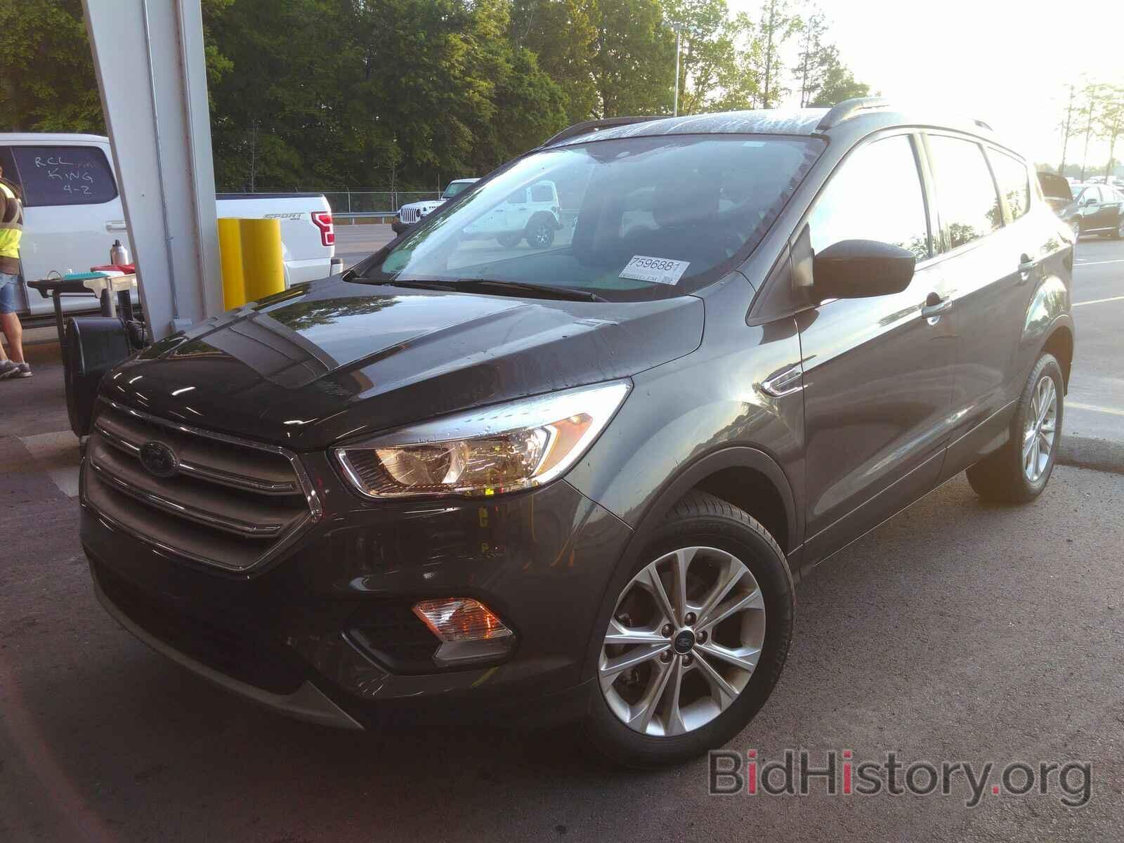 Photo 1FMCU0GD8JUD06833 - Ford Escape 2018