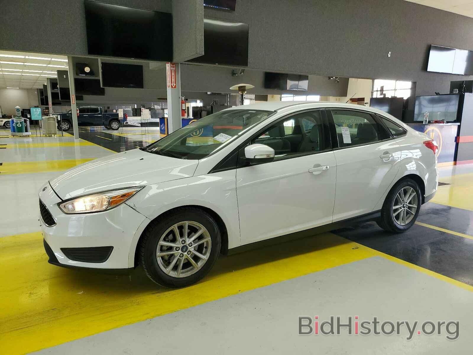 Photo 1FADP3F24HL249618 - Ford Focus SE 2017