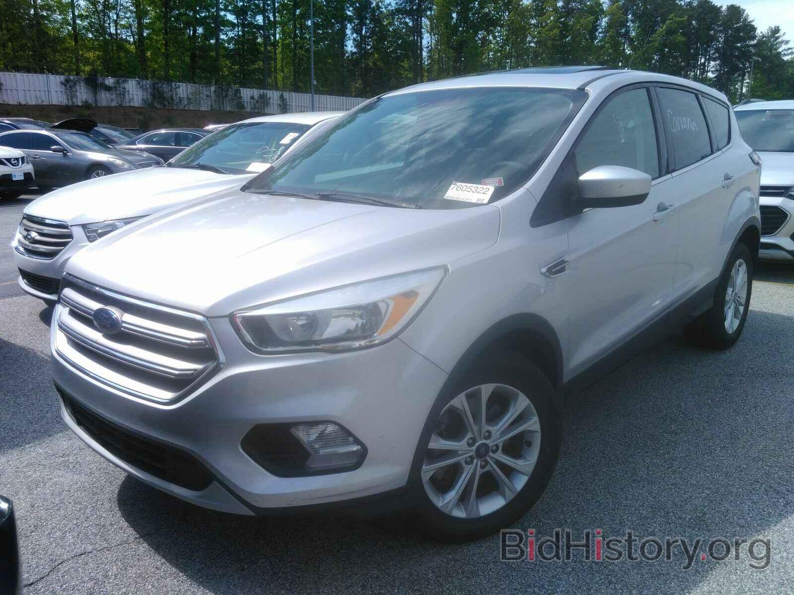 Фотография 1FMCU0G95HUB67976 - Ford Escape 2017