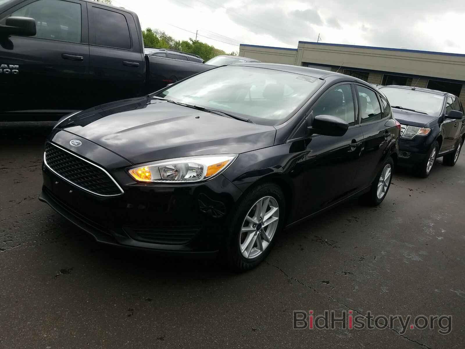 Photo 1FADP3K20JL228115 - Ford Focus SE 2018