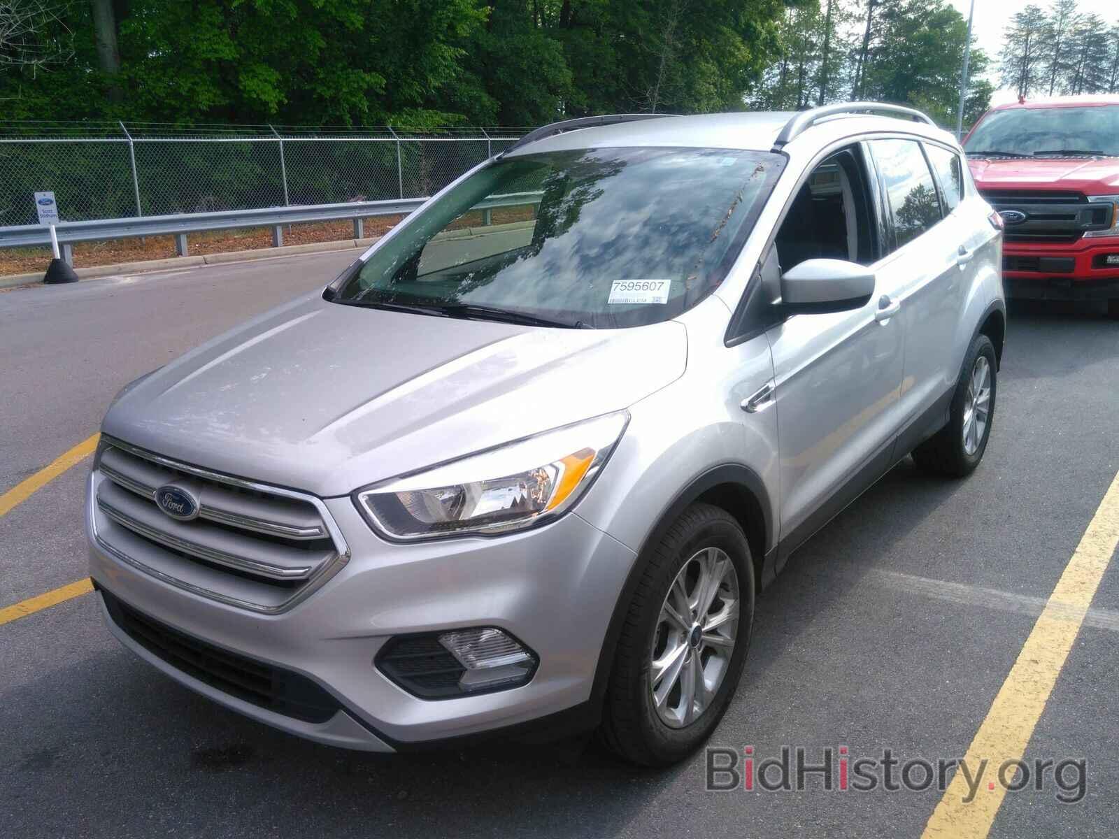 Photo 1FMCU0GD4JUD06733 - Ford Escape 2018