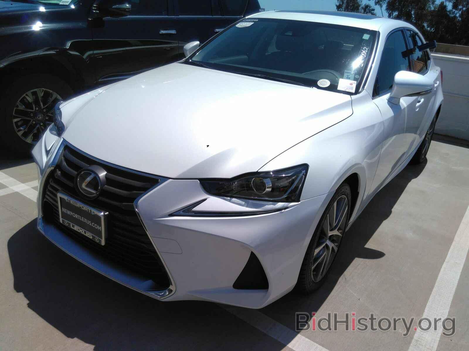 Photo JTHBA1D26J5078602 - Lexus IS IS 2018