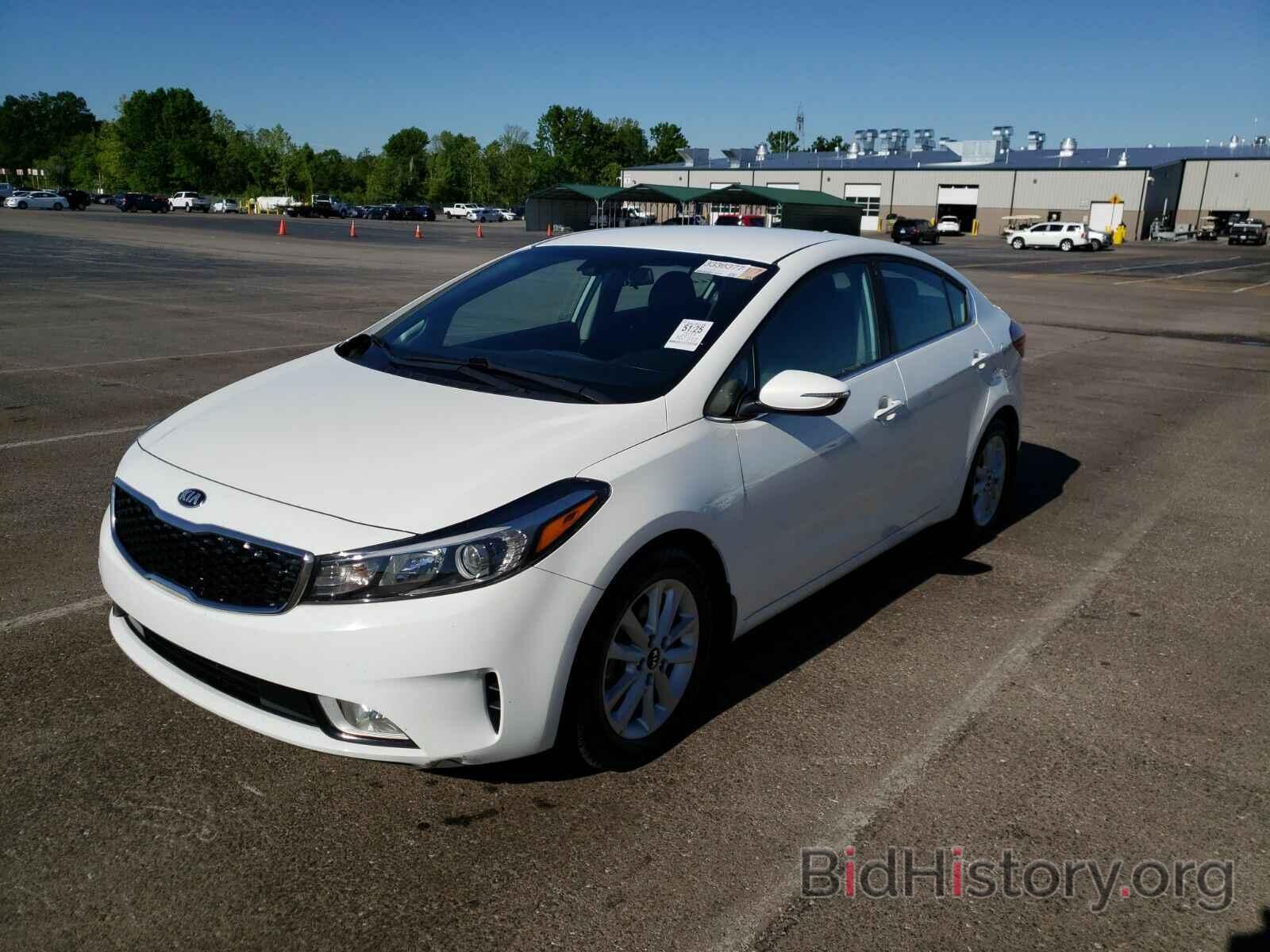 Photo 3KPFL4A72HE129395 - Kia Forte 2017