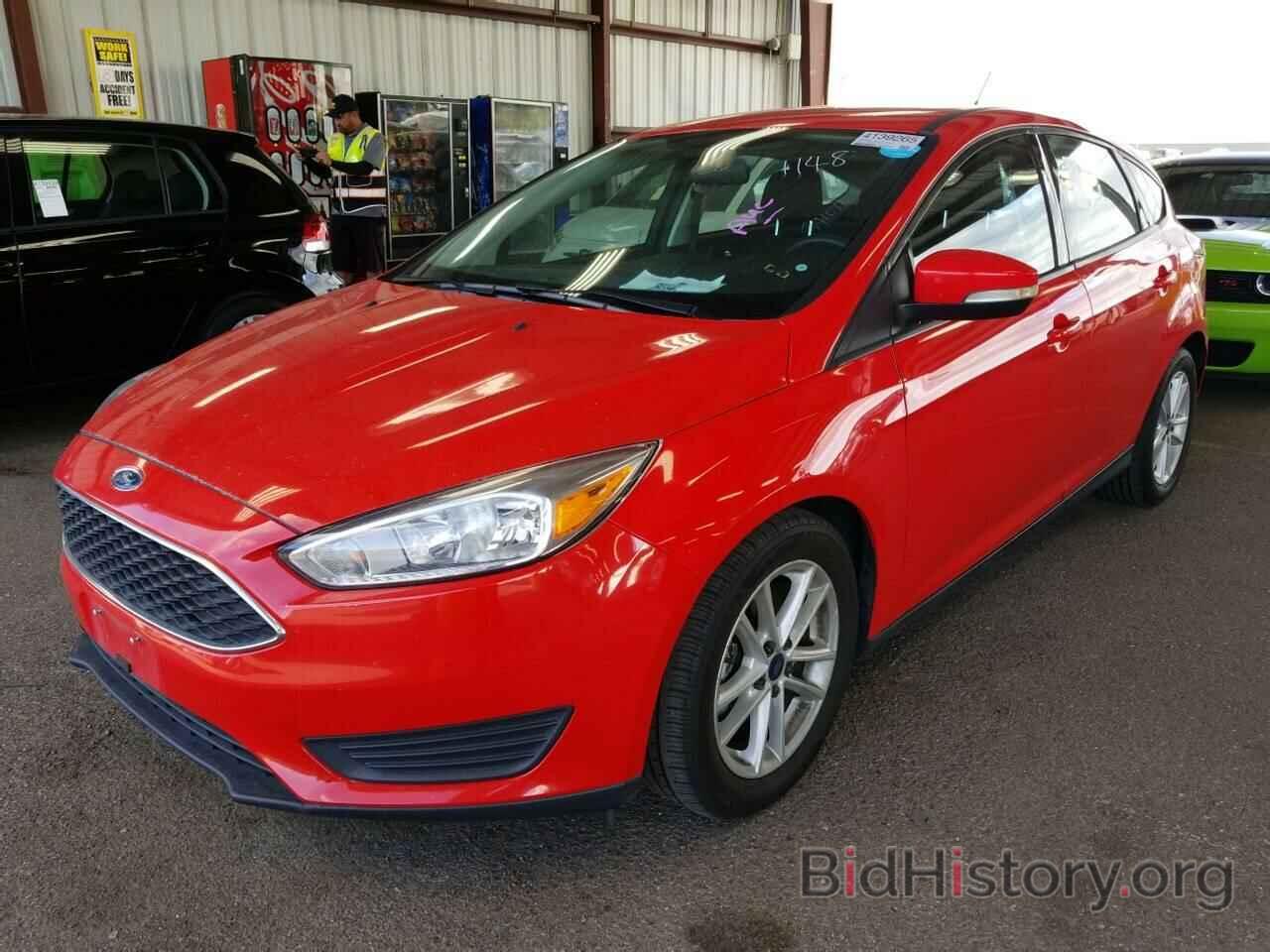 Фотография 1FADP3K25HL231148 - Ford Focus SE 2017