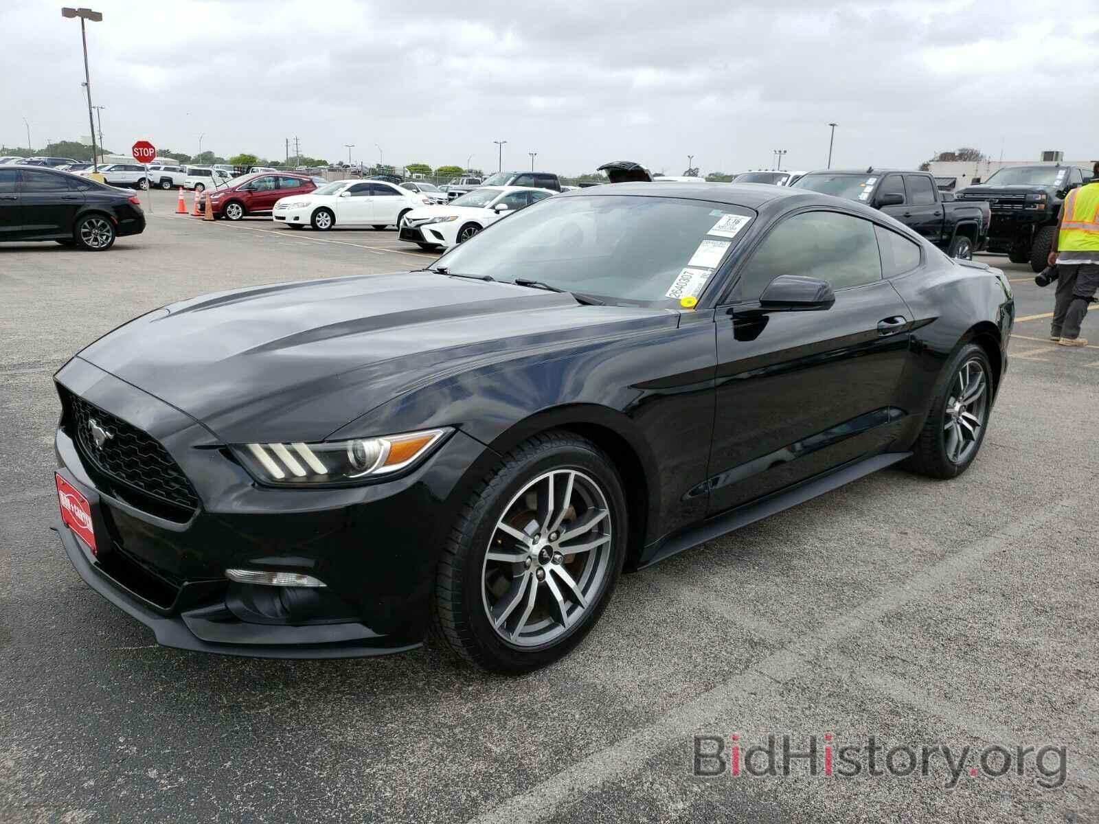 Photo 1FA6P8TH4G5317420 - Ford Mustang 2016