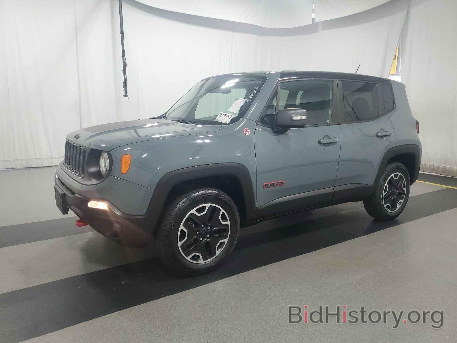 Фотография ZACCJBCT8GPE17933 - Jeep Renegade 2016