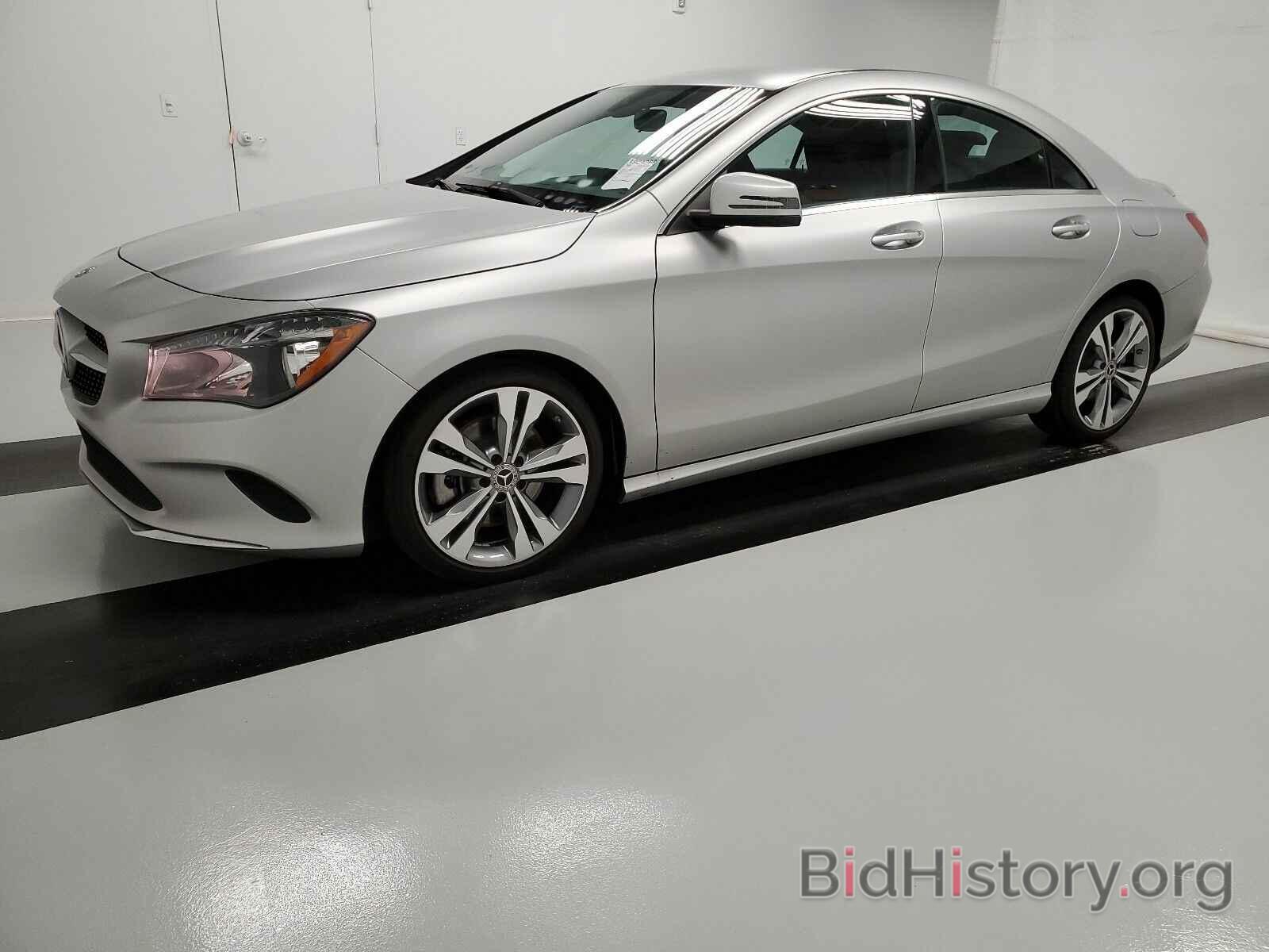 Photo WDDSJ4EB8JN684216 - Mercedes-Benz CLA 2018