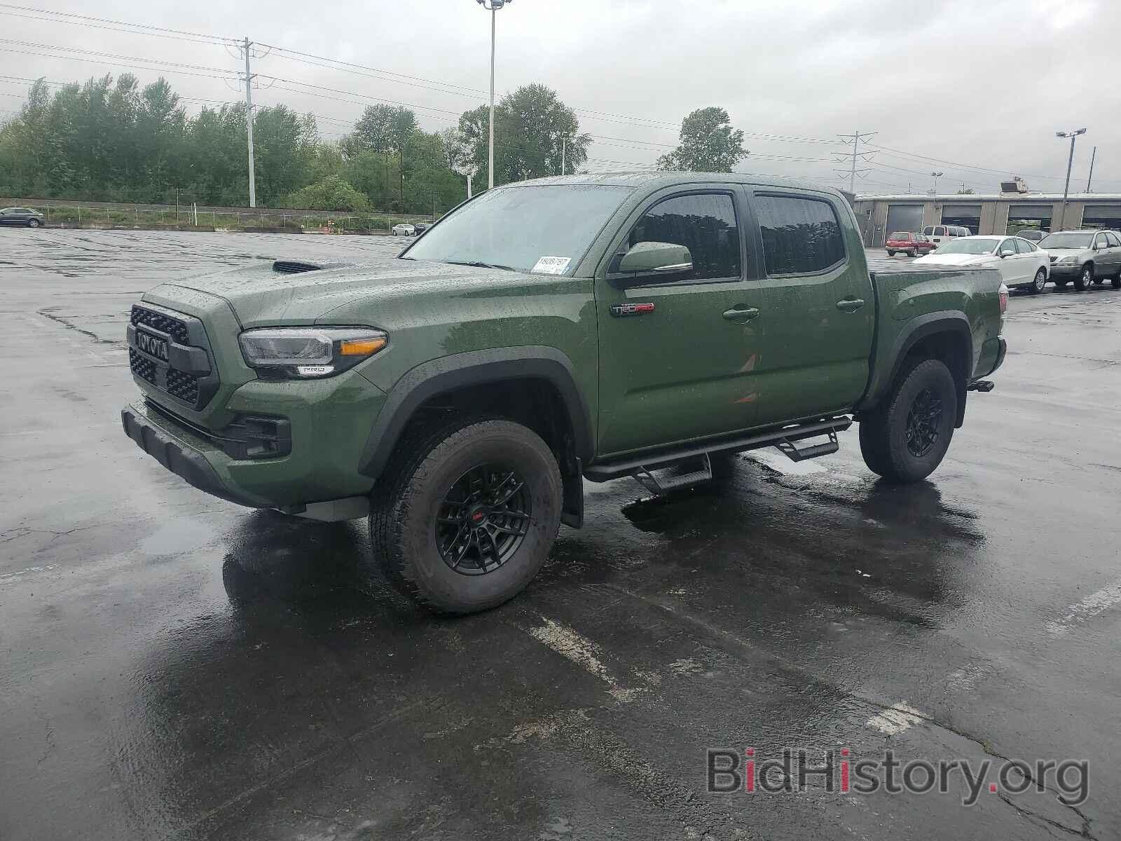 Фотография 5TFCZ5AN8LX242945 - Toyota Tacoma 4WD 2020