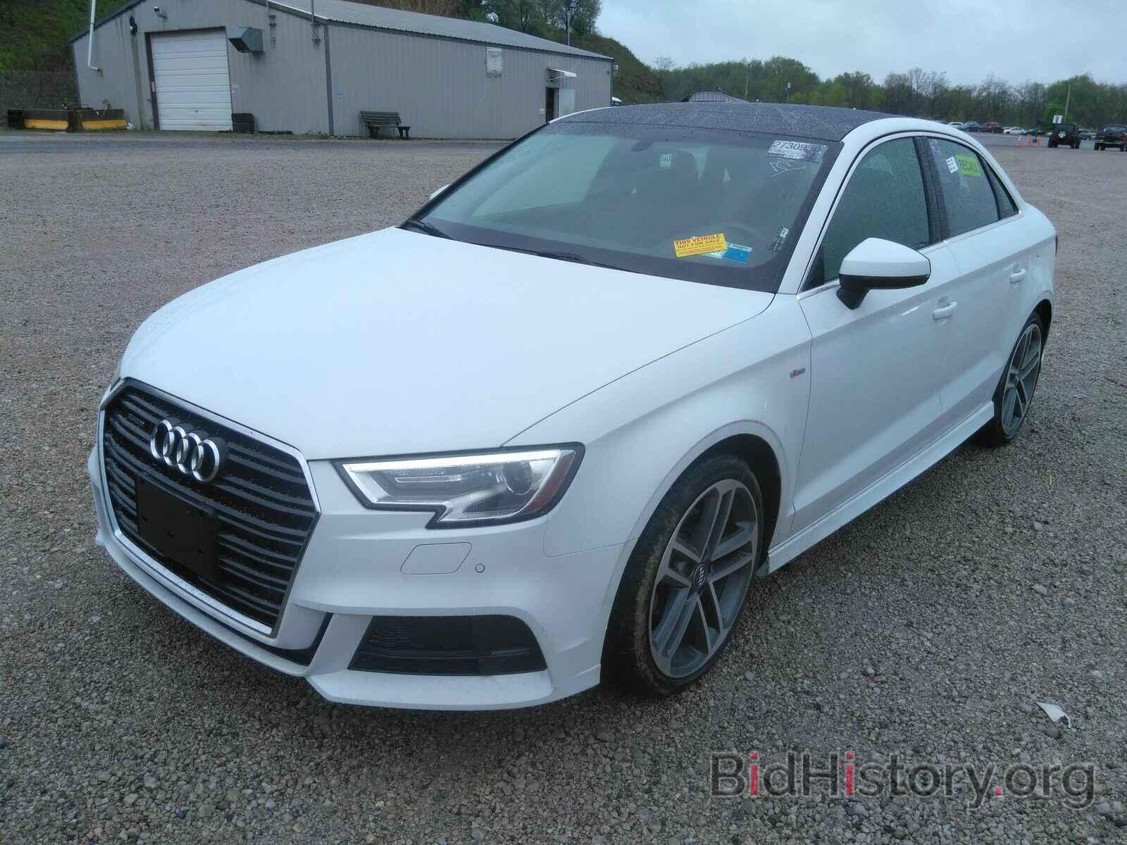 Photo WAUJ8HFF5J1052398 - Audi A3 Sedan 2018