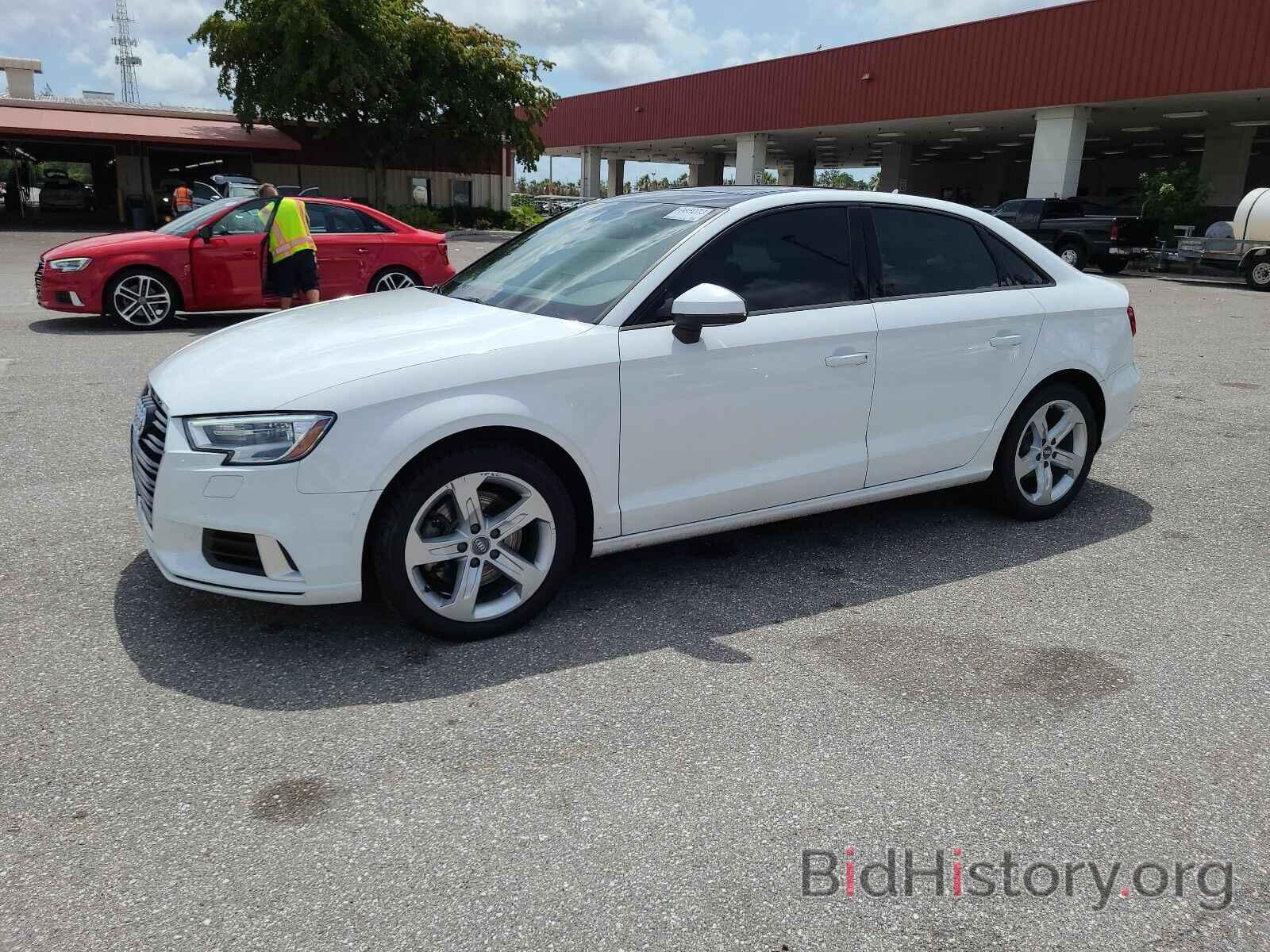 Photo WAUAUGFF7J1014662 - Audi A3 Sedan 2018