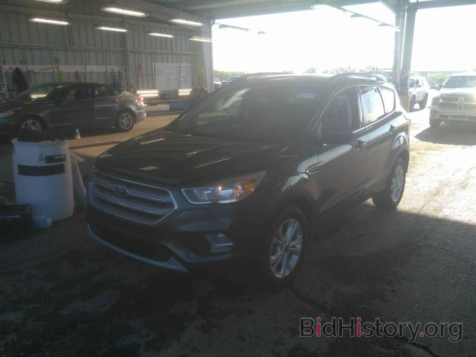 Photo 1FMCU9GD7JUD07251 - Ford Escape 2018