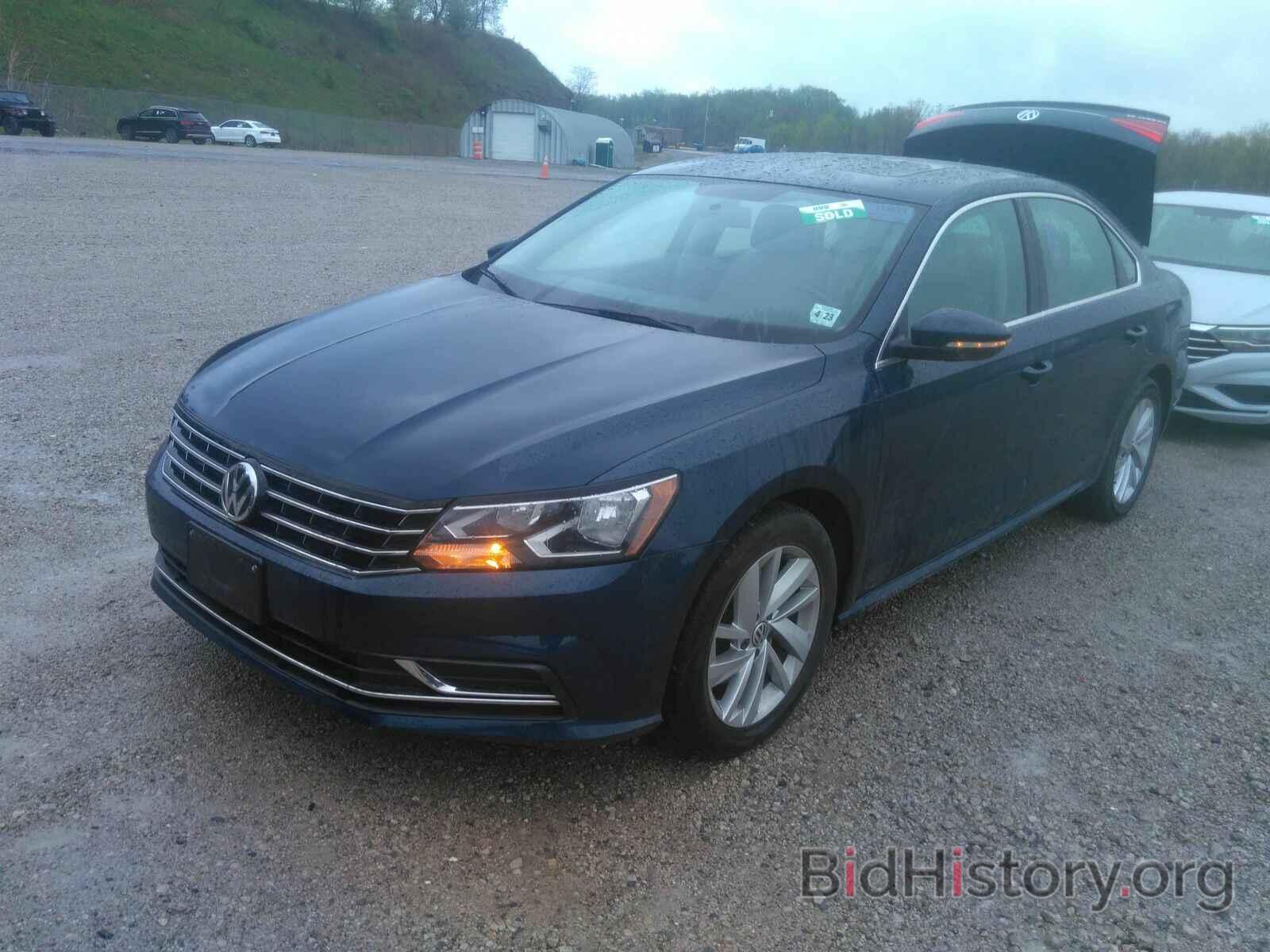 Photo 1VWBA7A30JC017174 - Volkswagen Passat 2018