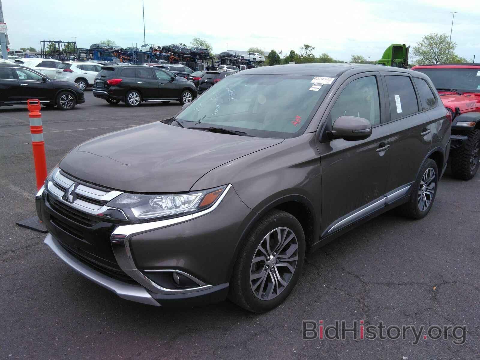 Photo JA4AZ3A37HZ029355 - Mitsubishi Outlander 2017