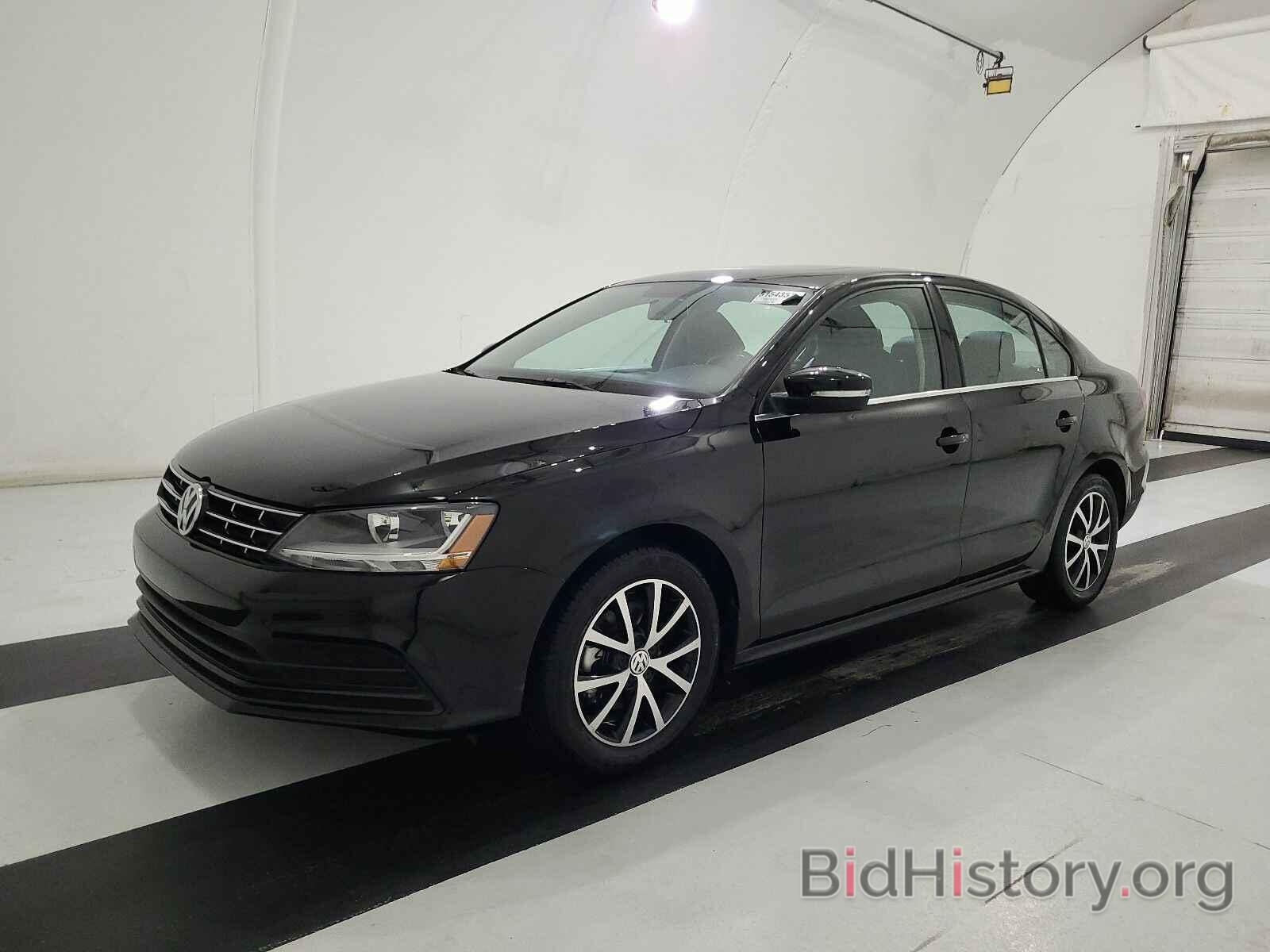 Фотография 3VWDB7AJ7JM263707 - Volkswagen Jetta 2018