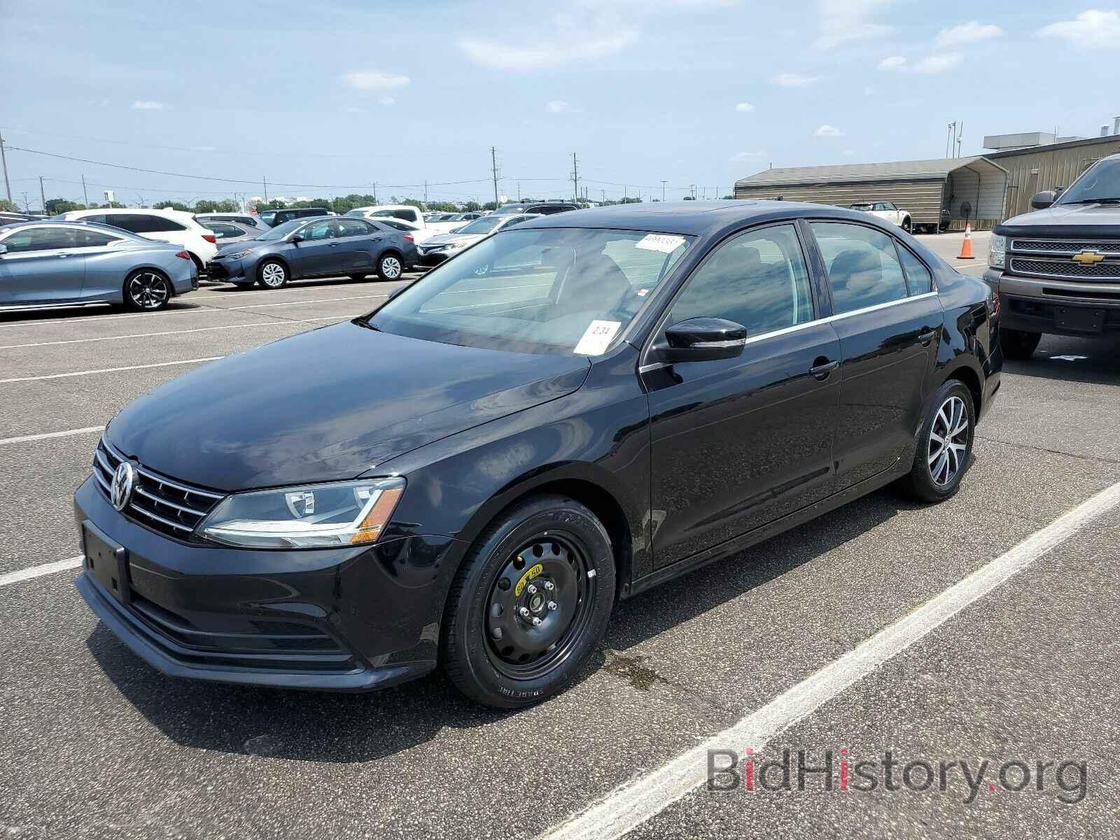 Photo 3VWDB7AJ2JM245857 - Volkswagen Jetta 2018