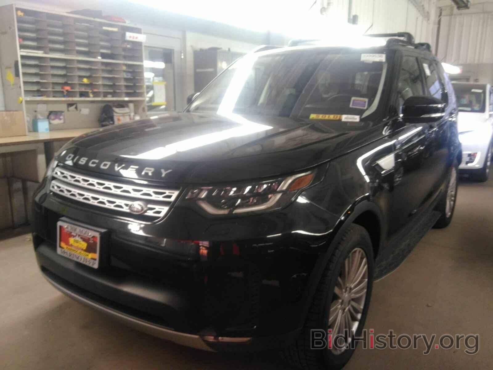 Фотография SALRRBBV8HA013854 - Land Rover Discovery 2017