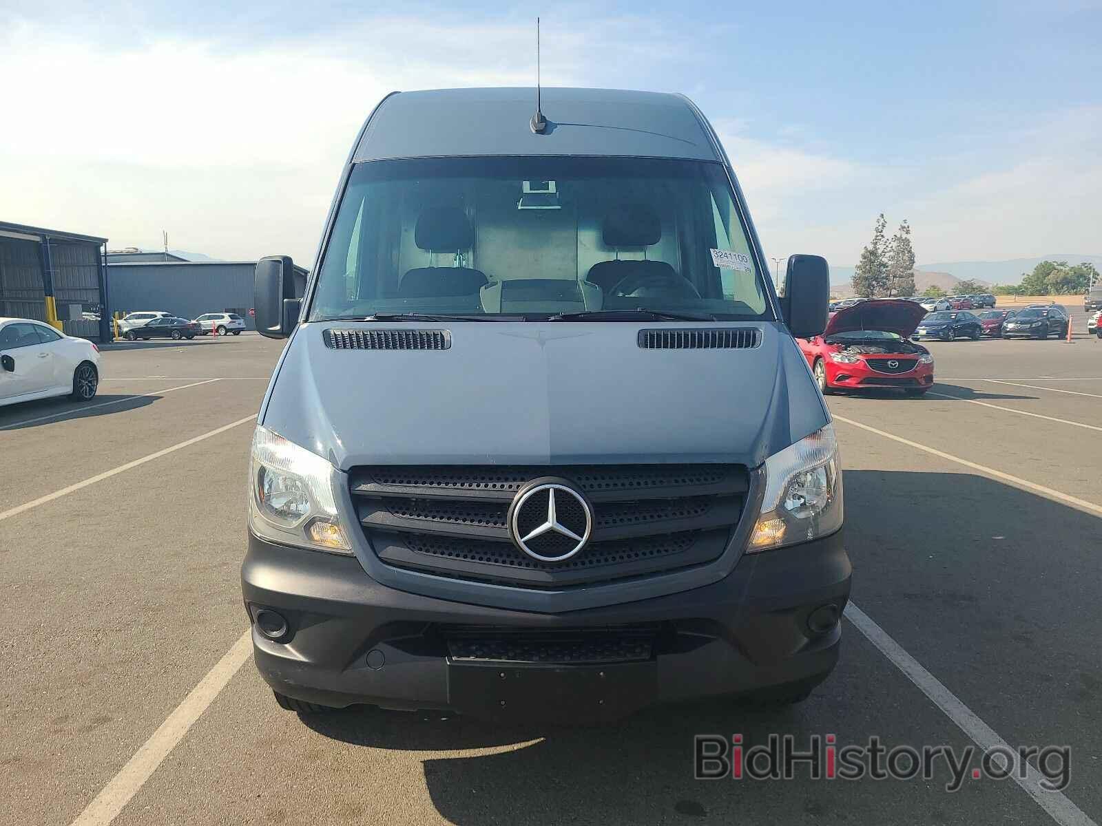 Photo WD3PE7CD4JP629271 - Mercedes-Benz Sprinter Cargo Van 2018