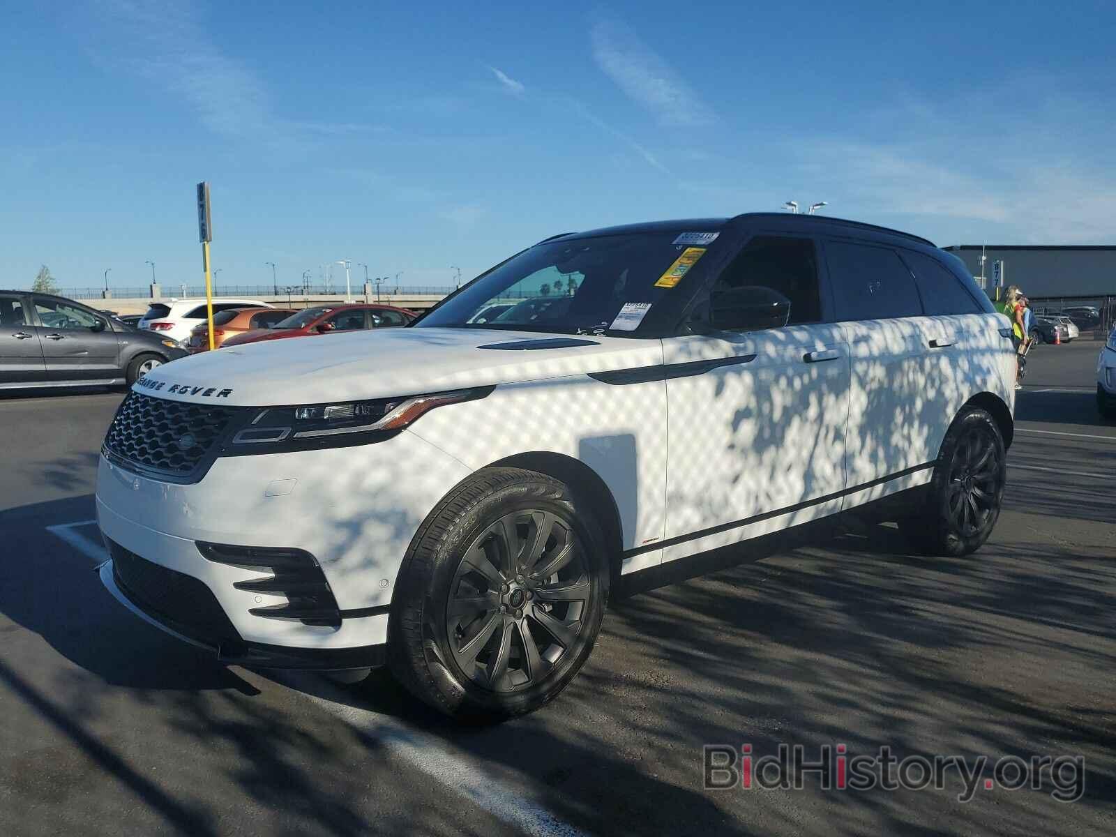 Фотография SALYL2RV7JA754702 - Land Rover Range Rover Velar 2018