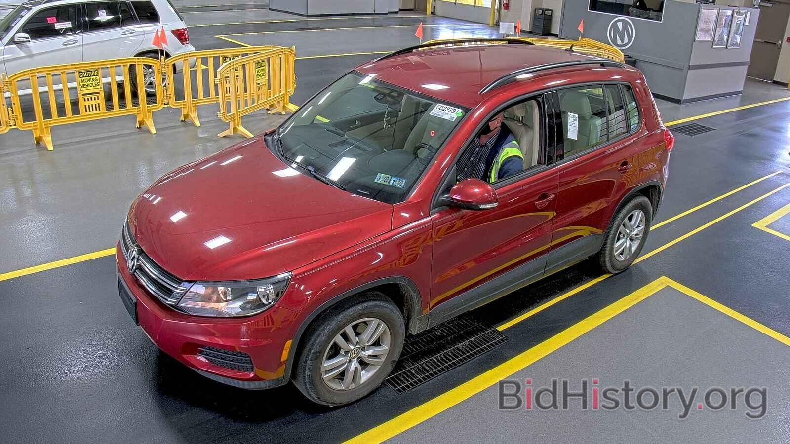 Фотография WVGBV7AX0GW055078 - Volkswagen Tiguan 2016