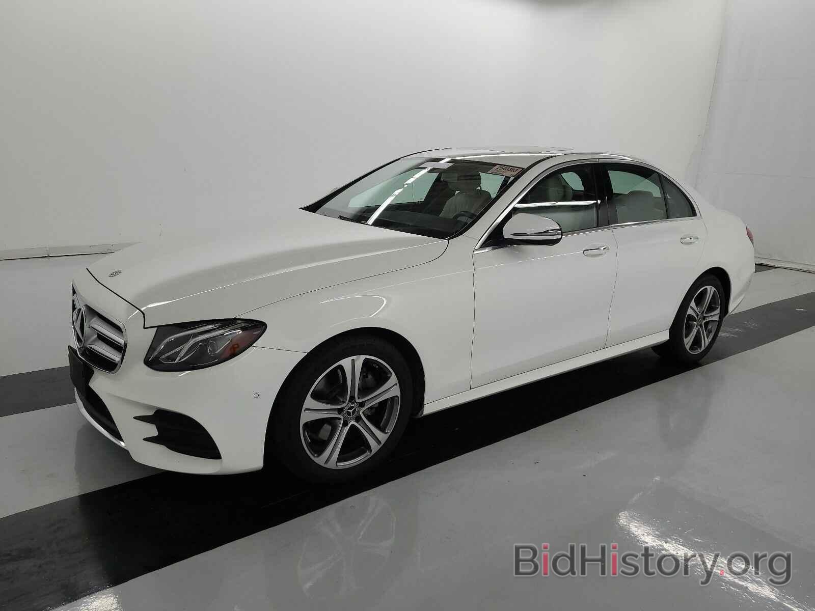 Photo WDDZF4JB2JA329782 - Mercedes-Benz E-Class 2018