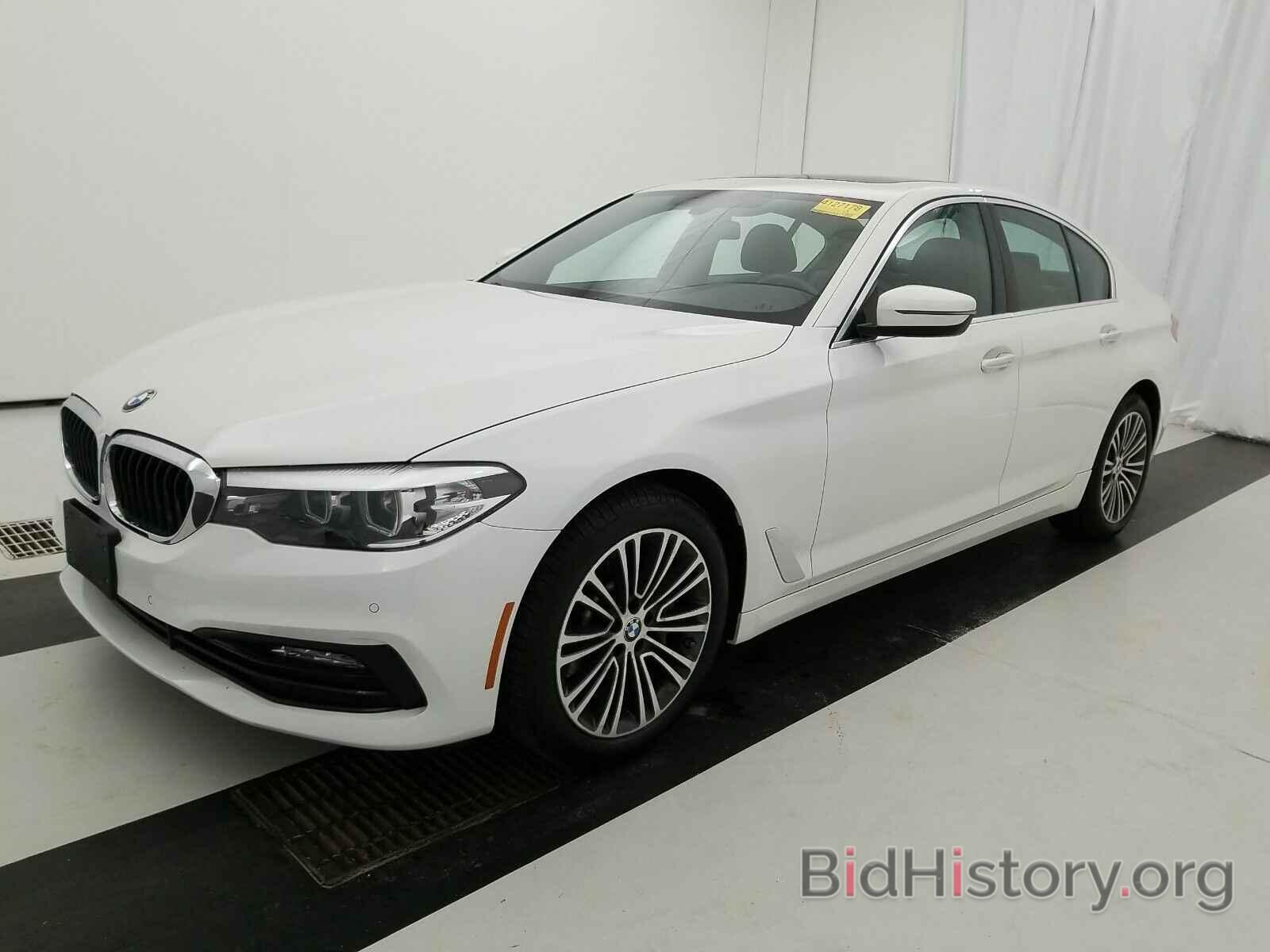 Photo WBAJA7C57JWC74909 - BMW 5 Series 2018