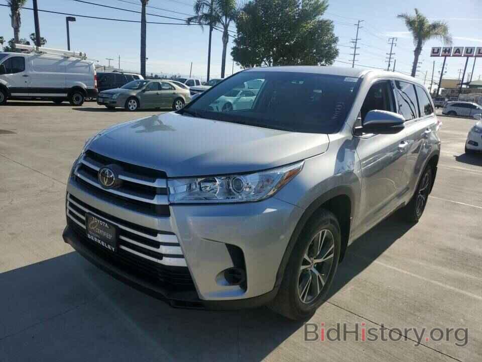 Фотография 5TDBZRFH6JS804527 - Toyota Highlander 2018