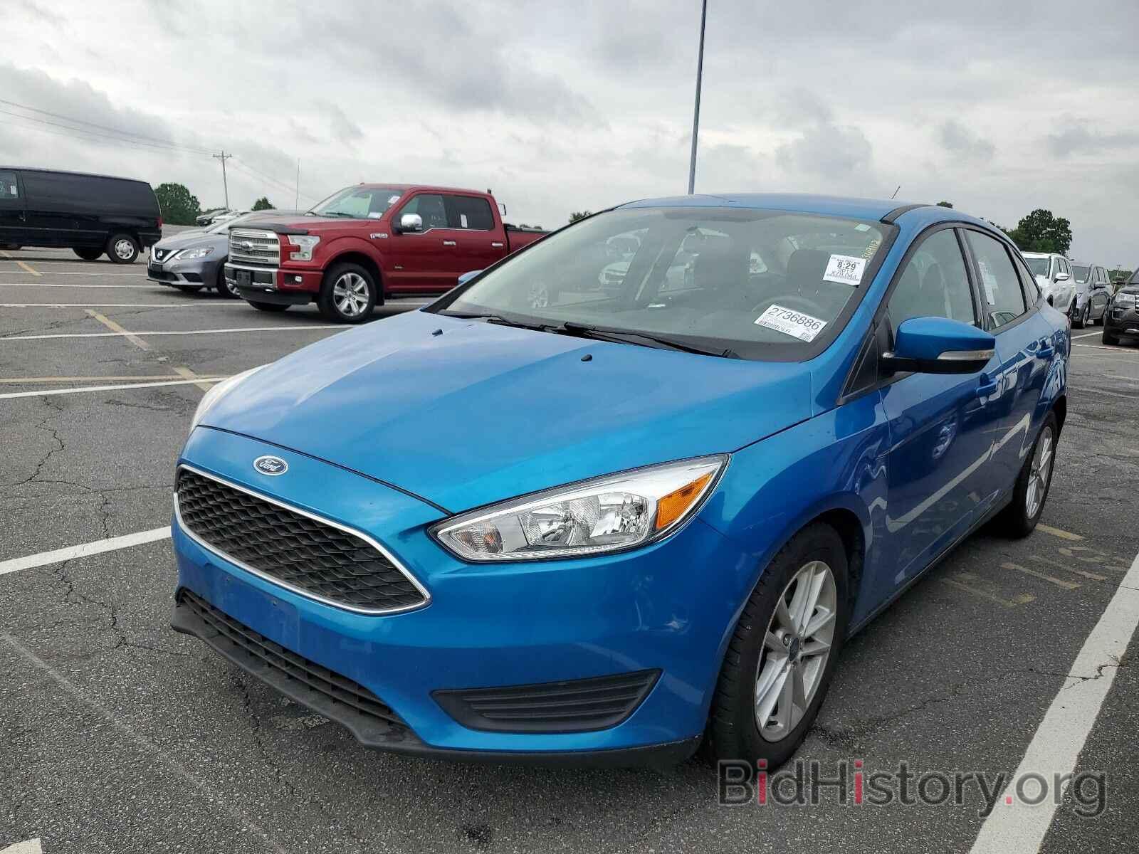 Photo 1FADP3F25HL213940 - Ford Focus SE 2017