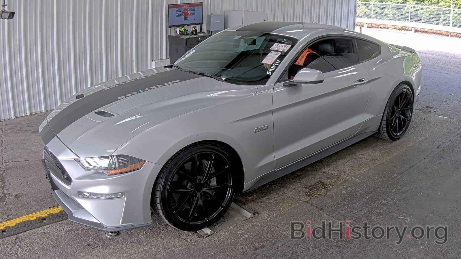 Photo 1FA6P8CF2J5133857 - Ford Mustang GT 2018