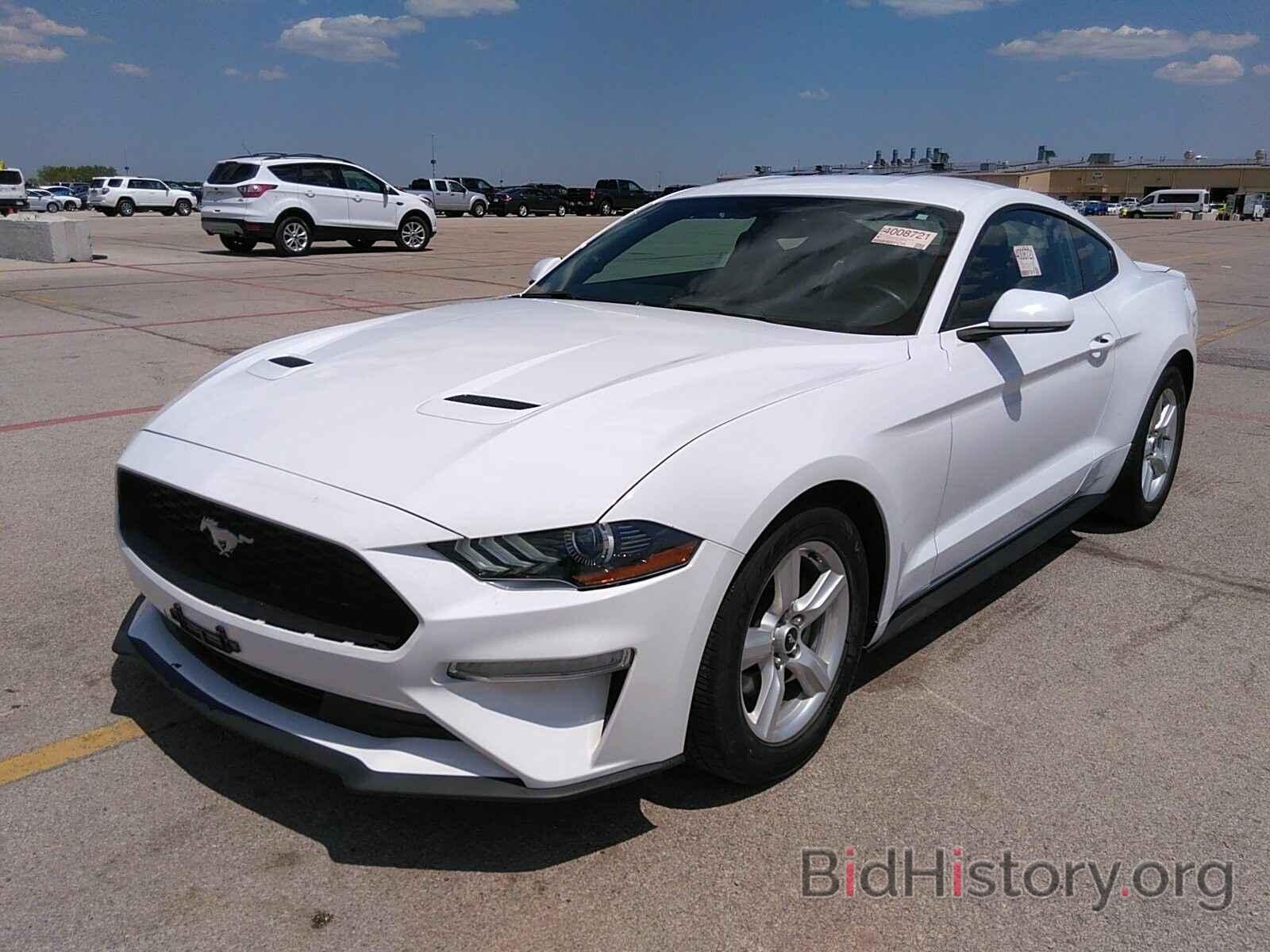 Photo 1FA6P8TH0J5128786 - Ford Mustang 2018