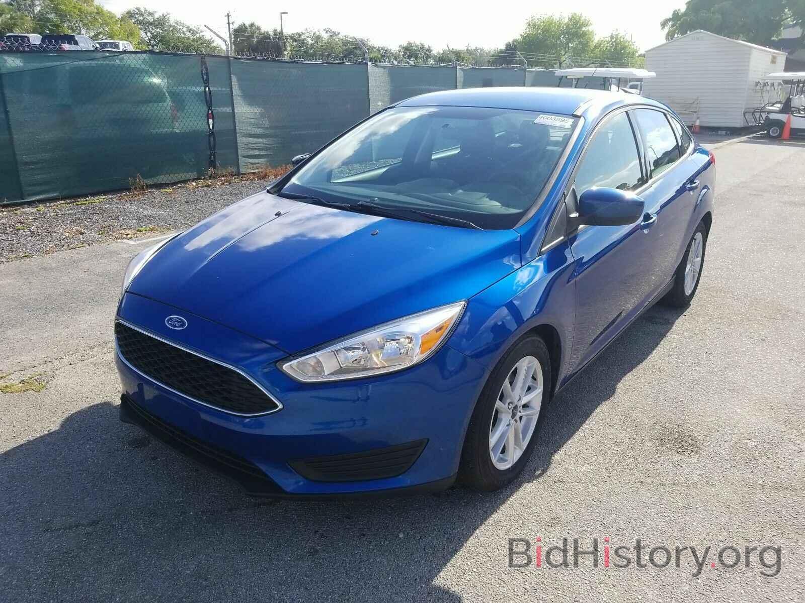 Photo 1FADP3F22JL212847 - Ford Focus SE 2018