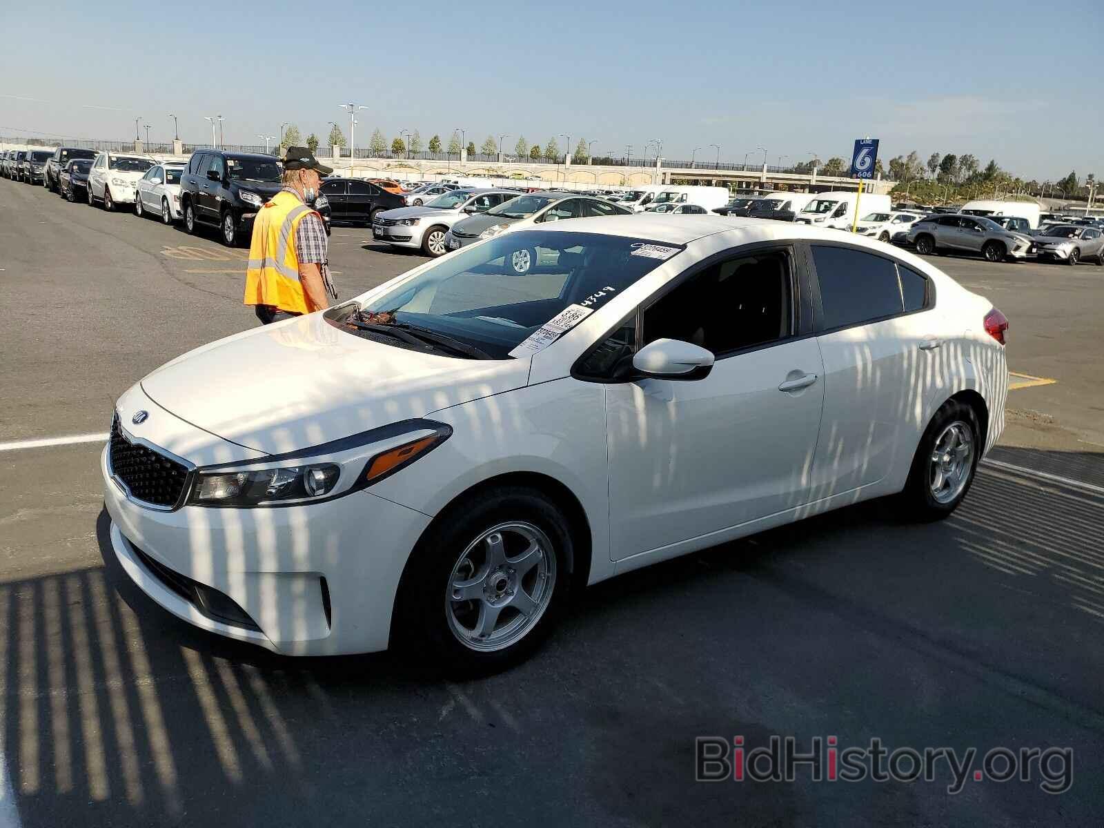 Photo 3KPFK4A78JE228974 - Kia Forte LX 2018